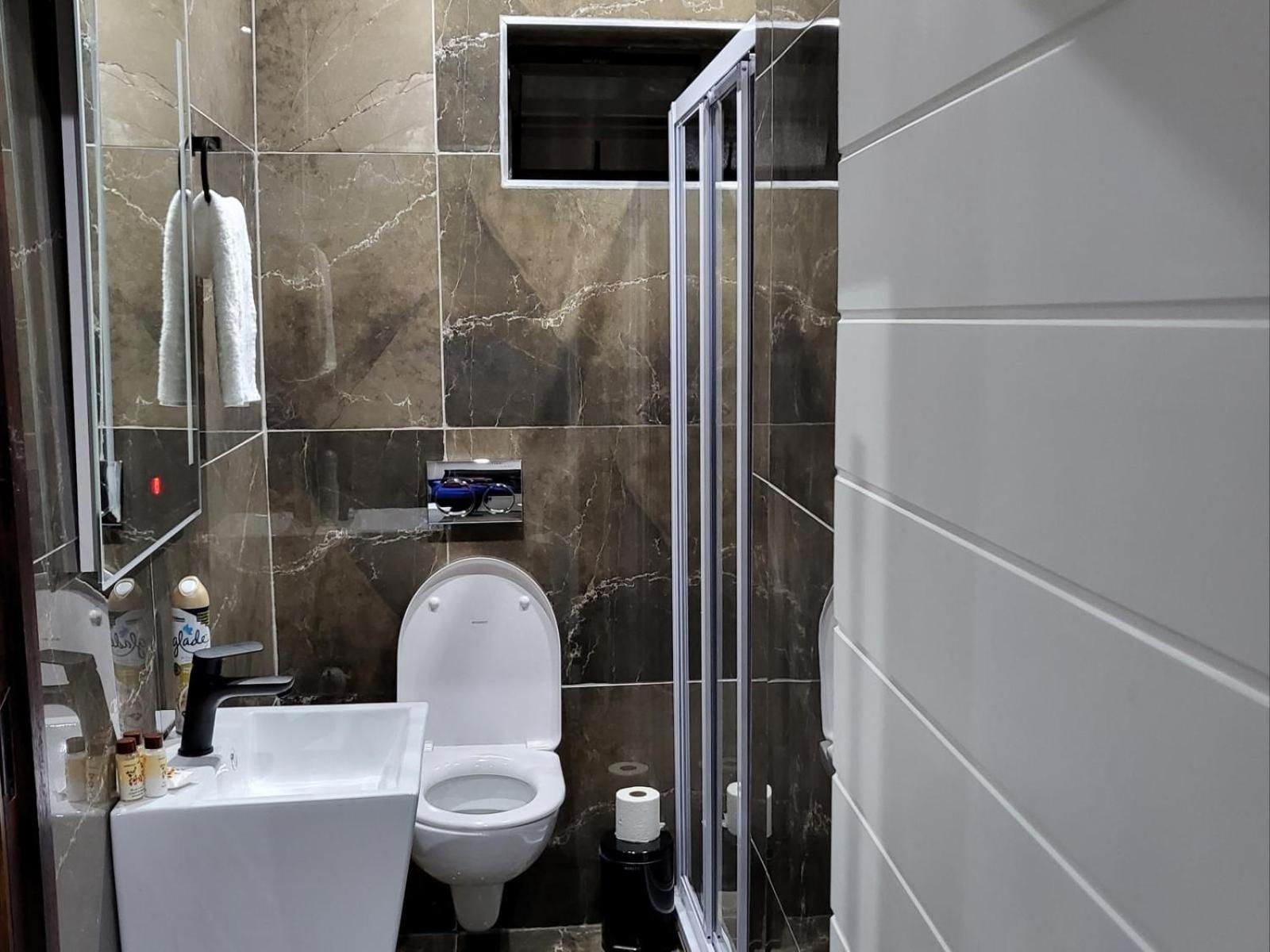 Double Room - Photo 7