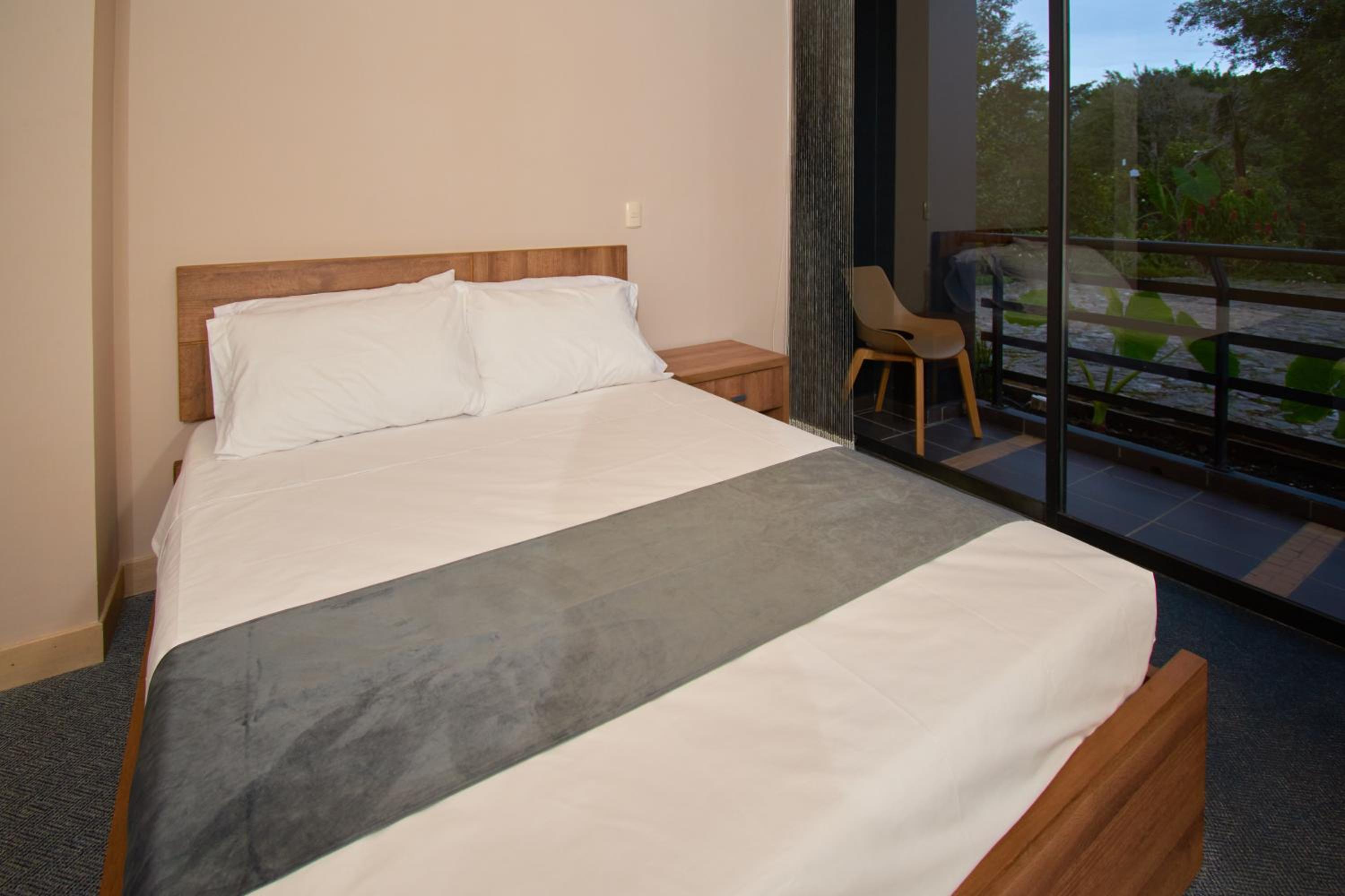 Double Room With Balcony photo 2