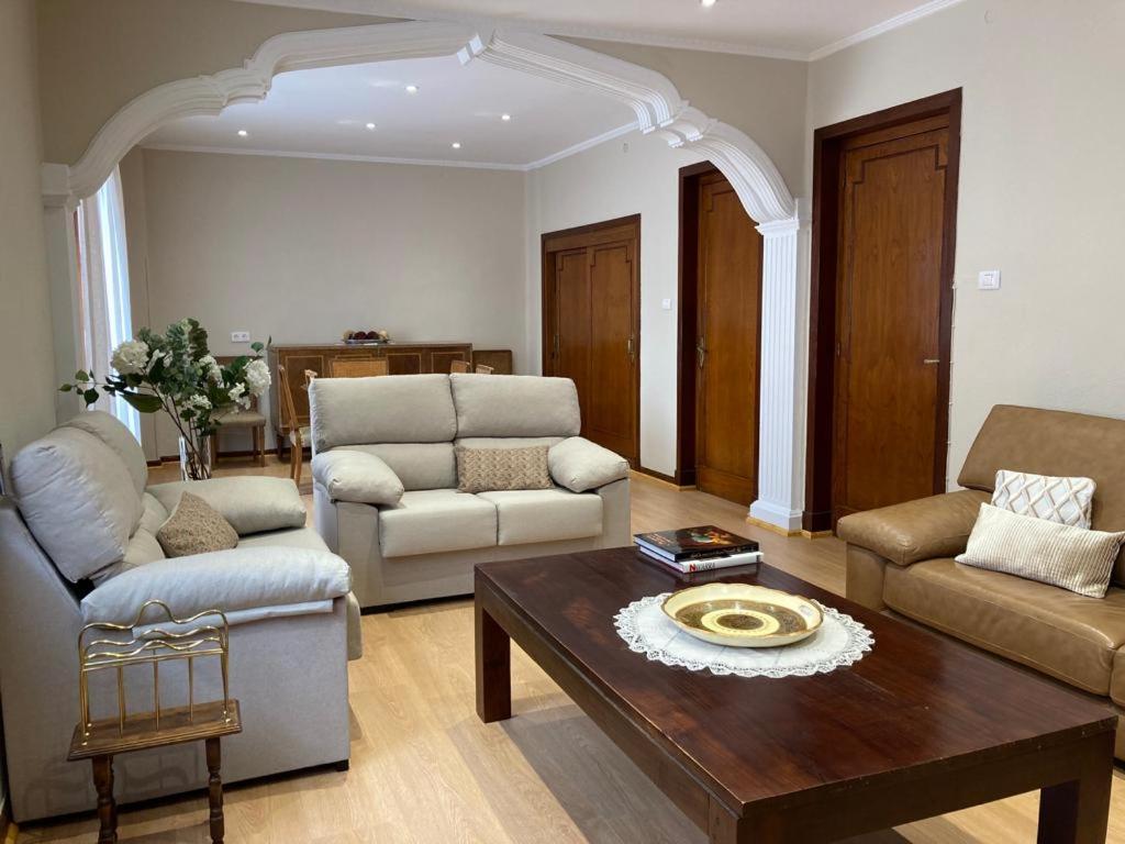 Casa de cuatro habitaciones