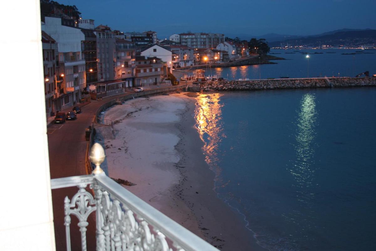 Apartment with Sea View photo 2