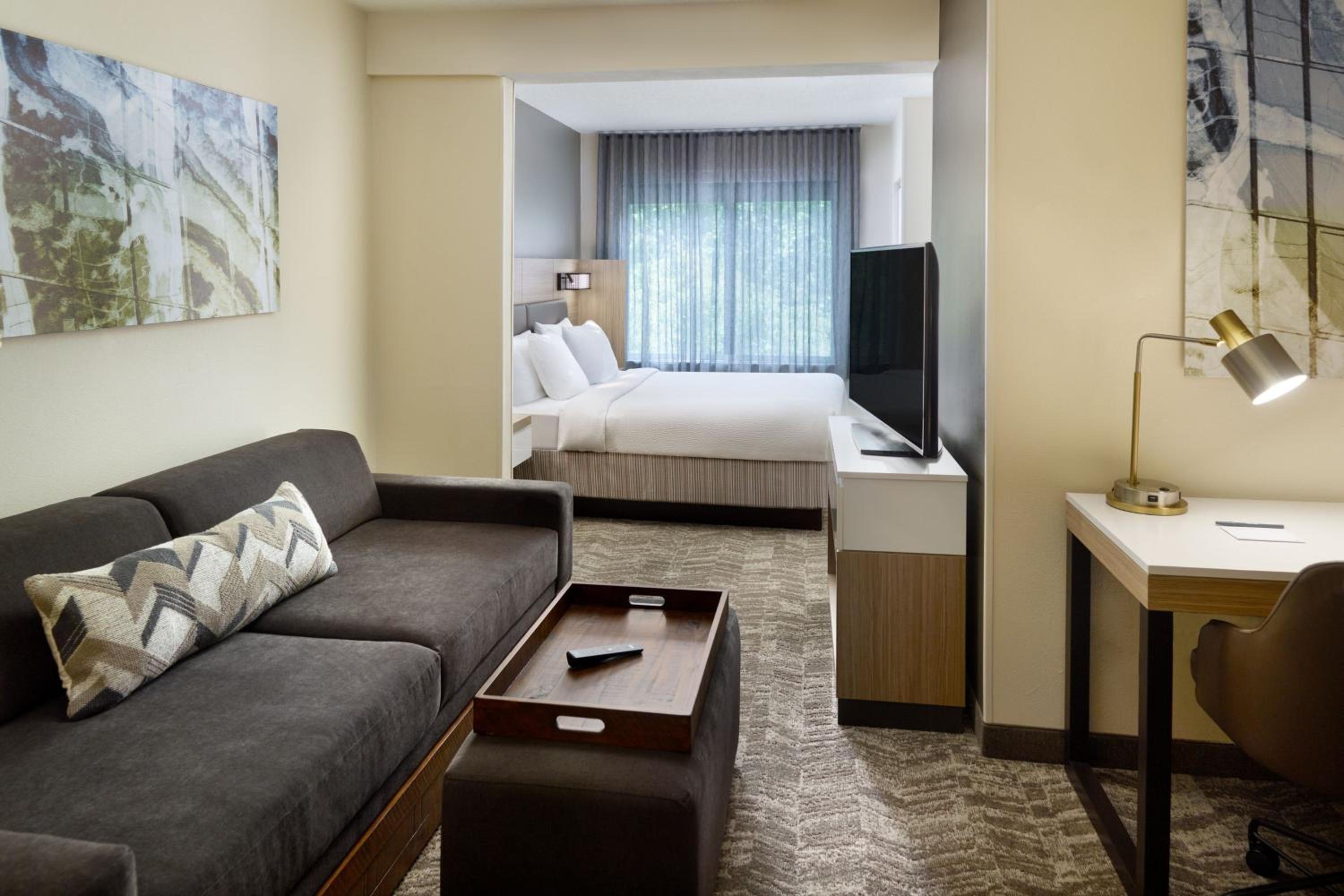 One-Bedroom King Suite with Sofa Bed - Photo 1