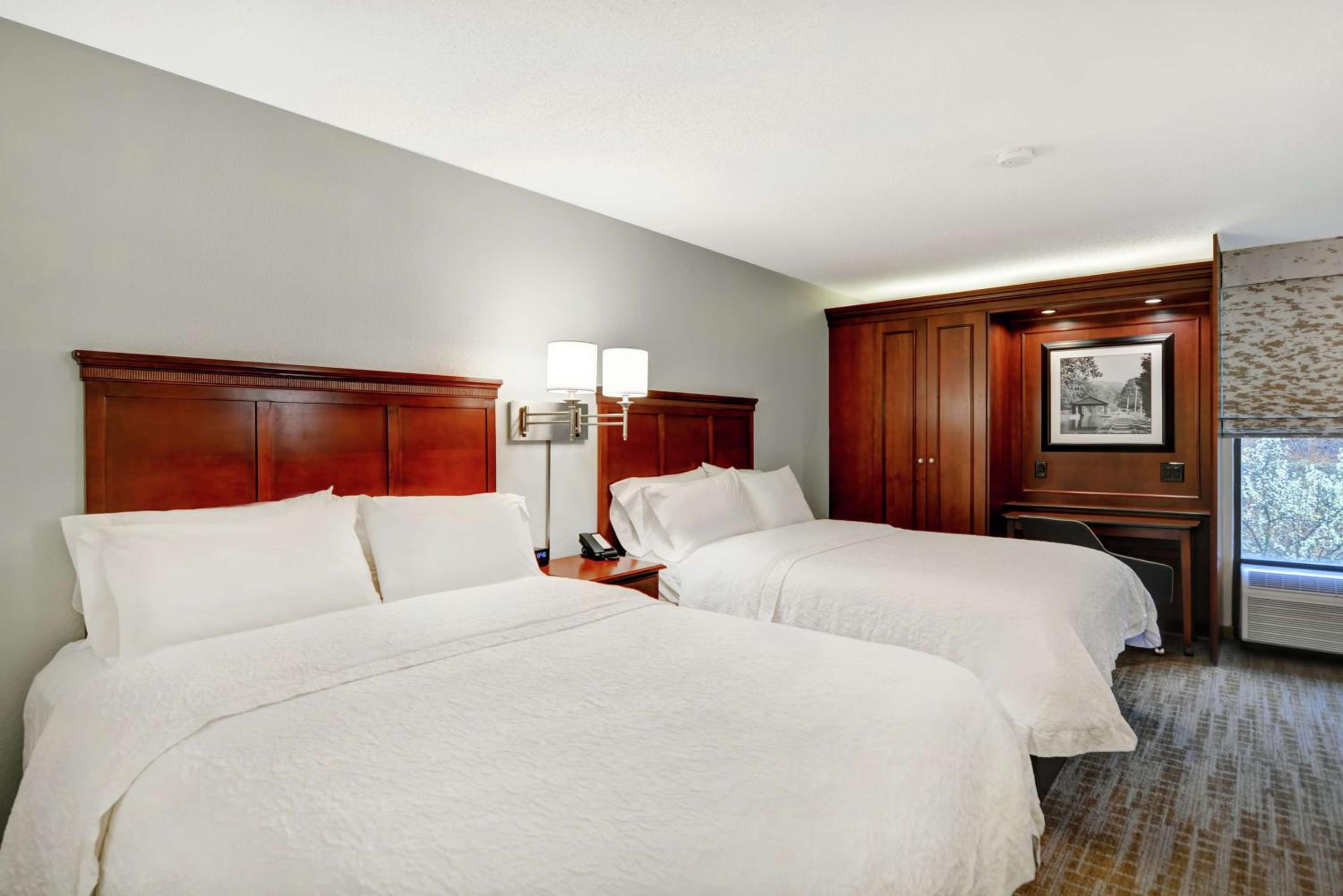 Double Room with Two Double Beds - Non-Smoking - Photo 1