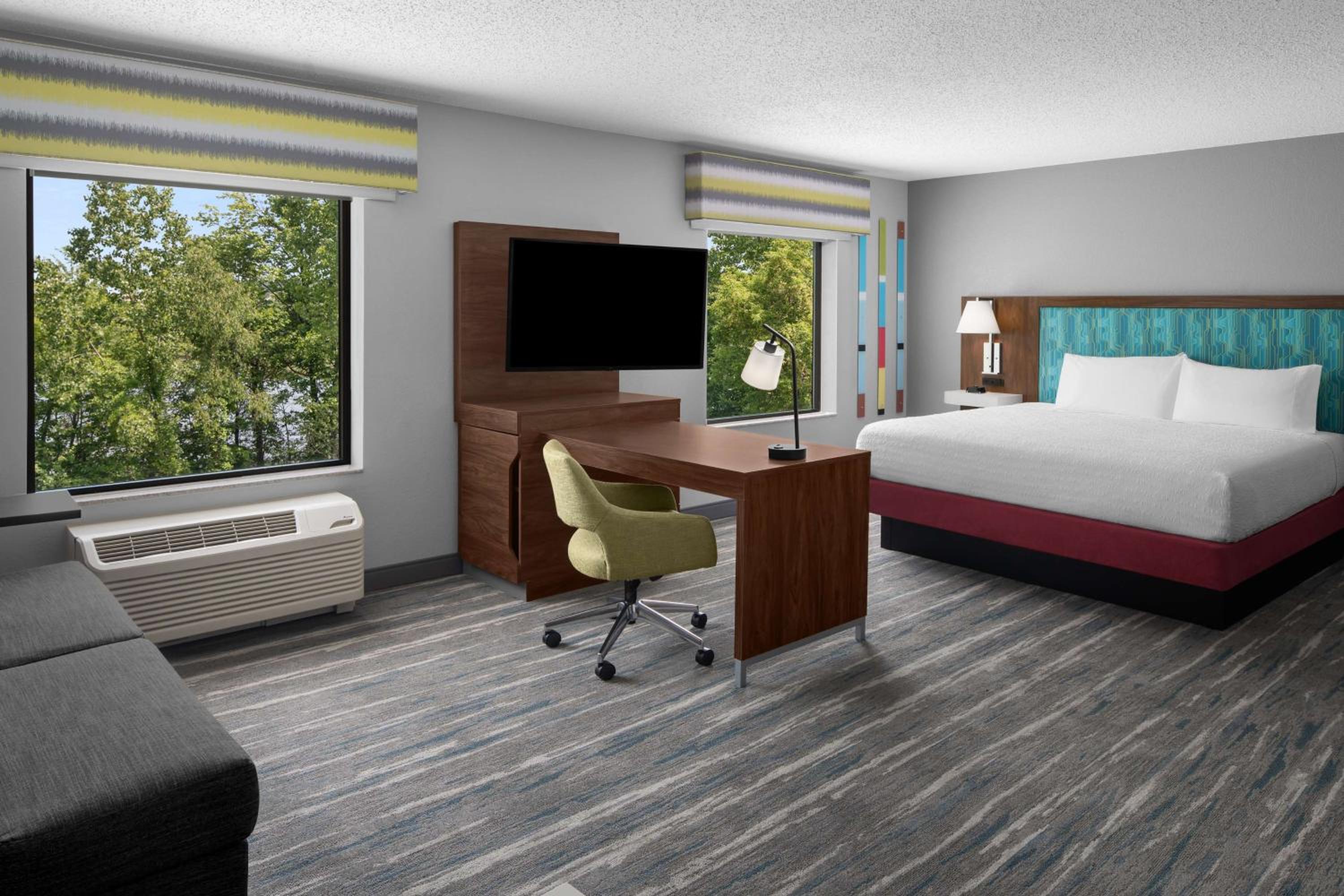 King Studio Suite - Non-Smoking - Photo 3