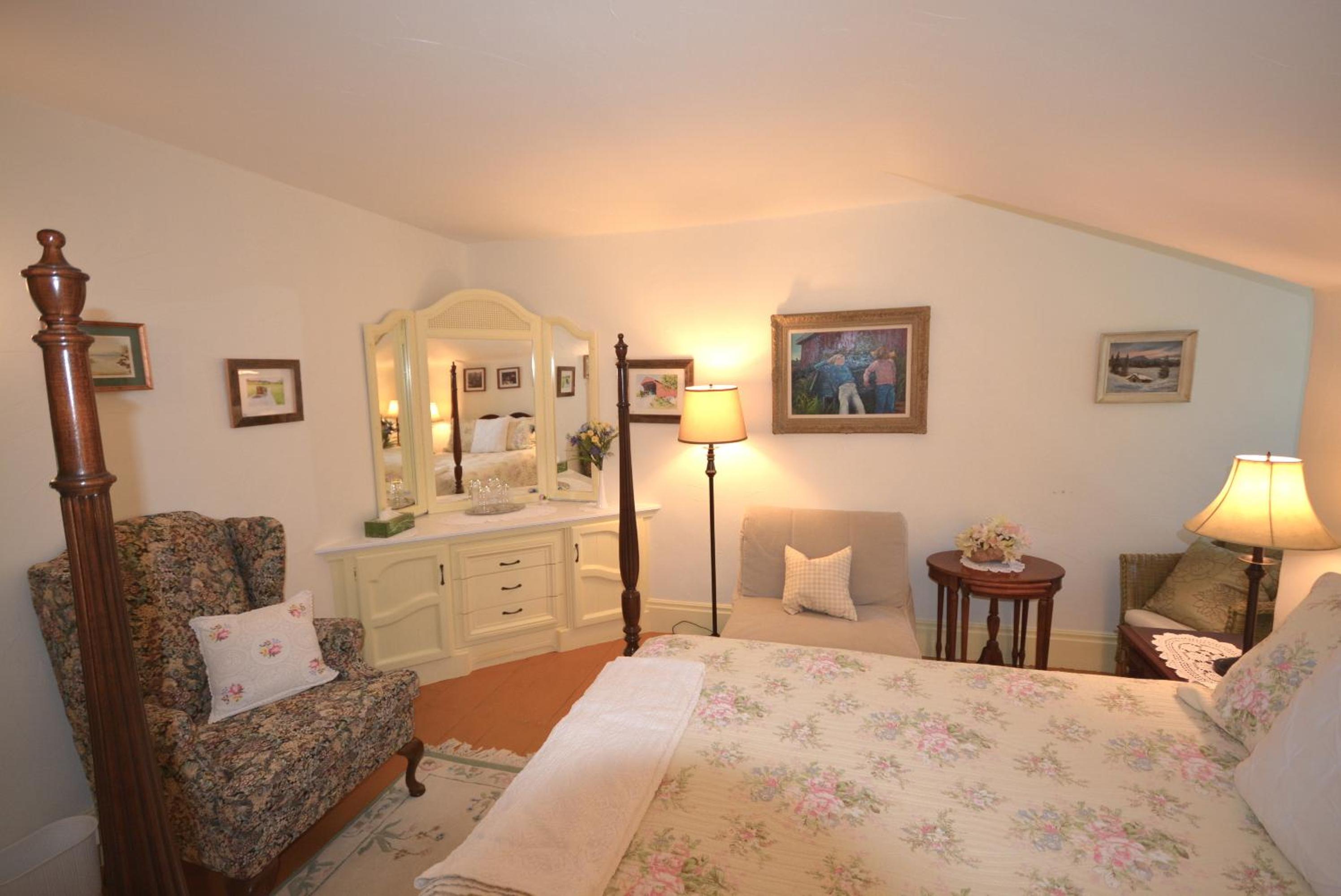 Deluxe Queen Room photo 2