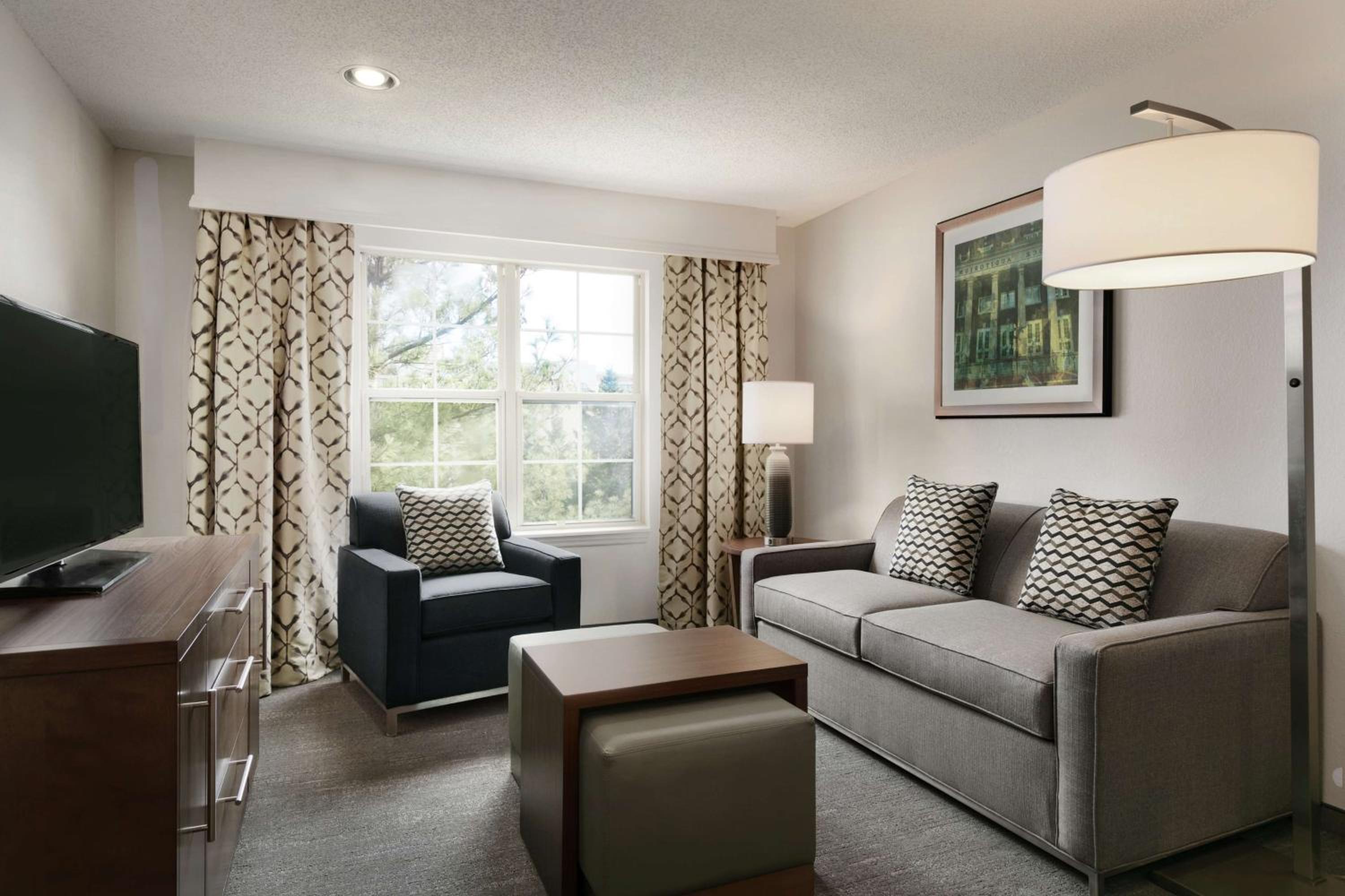 One-Bedroom Suite with Two Double Beds - Non-Smoking - Photo 4