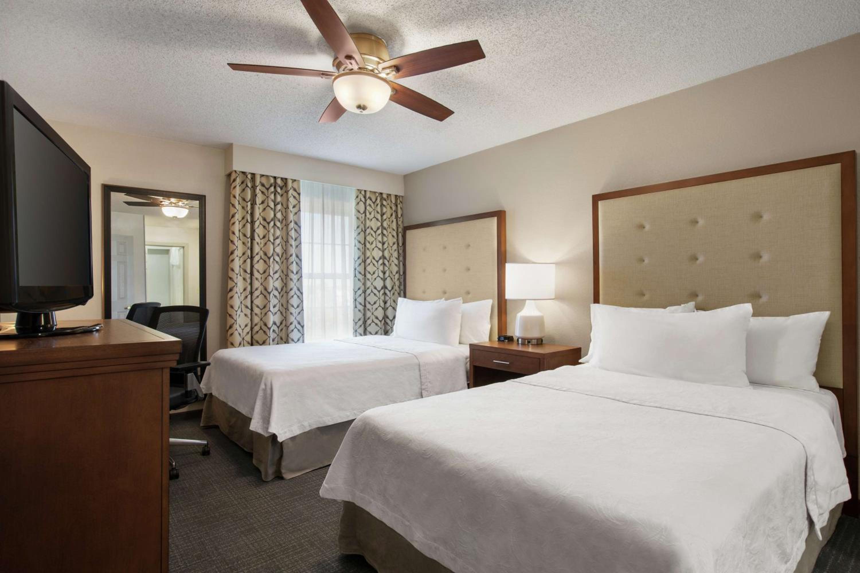 One-Bedroom Suite with Two Double Beds - Non-Smoking - Photo 3