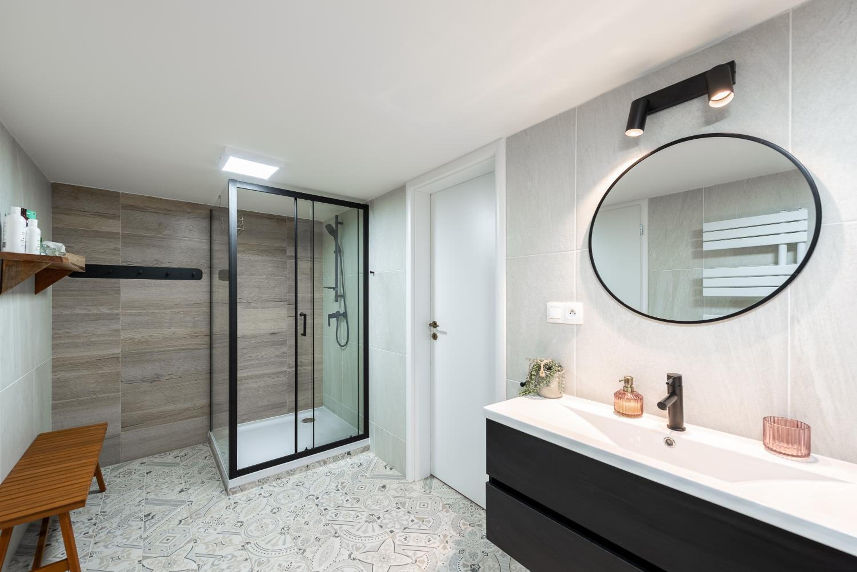 Double Room with Shared Bathroom photo 3
