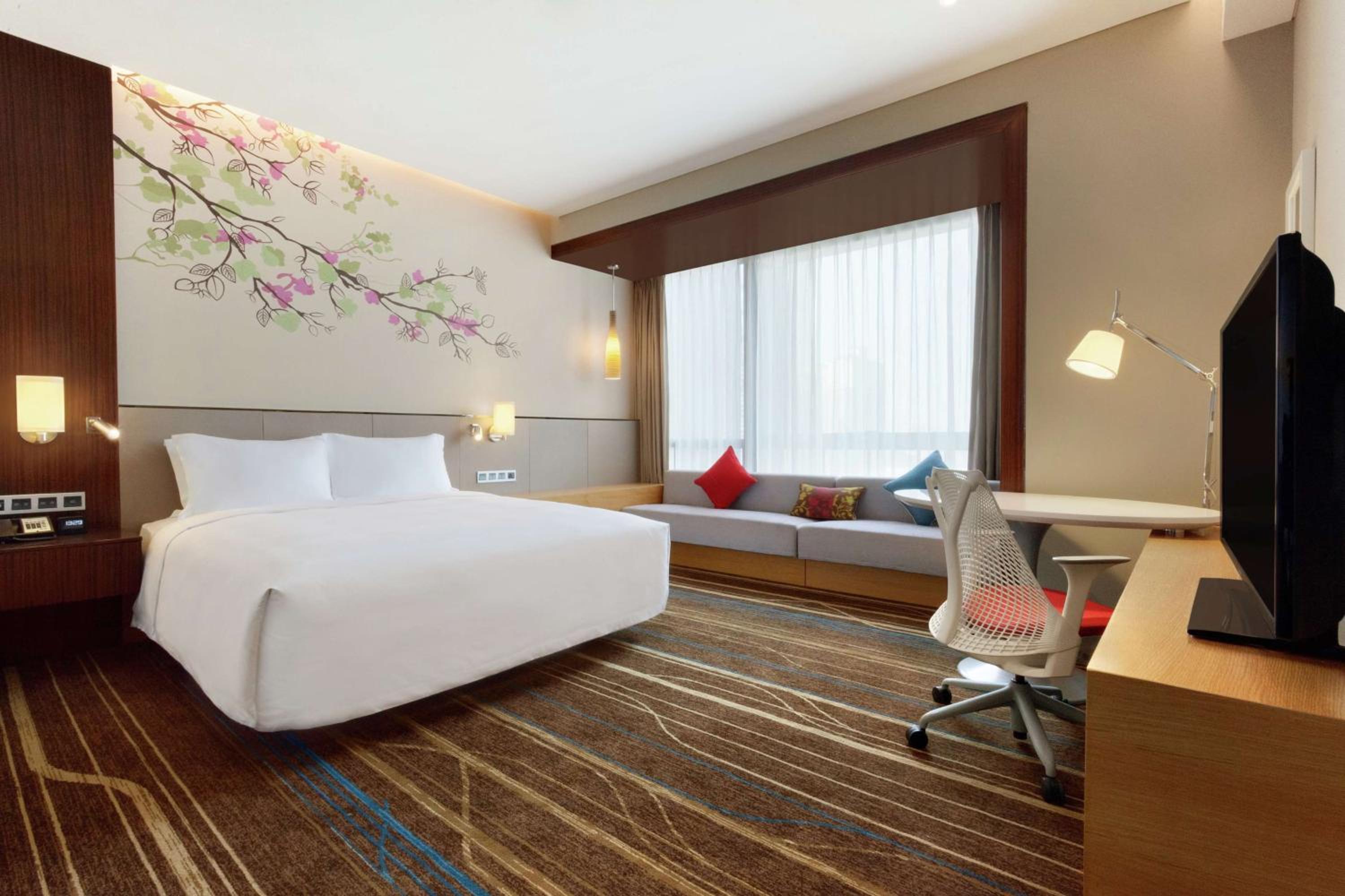 King Room with City View