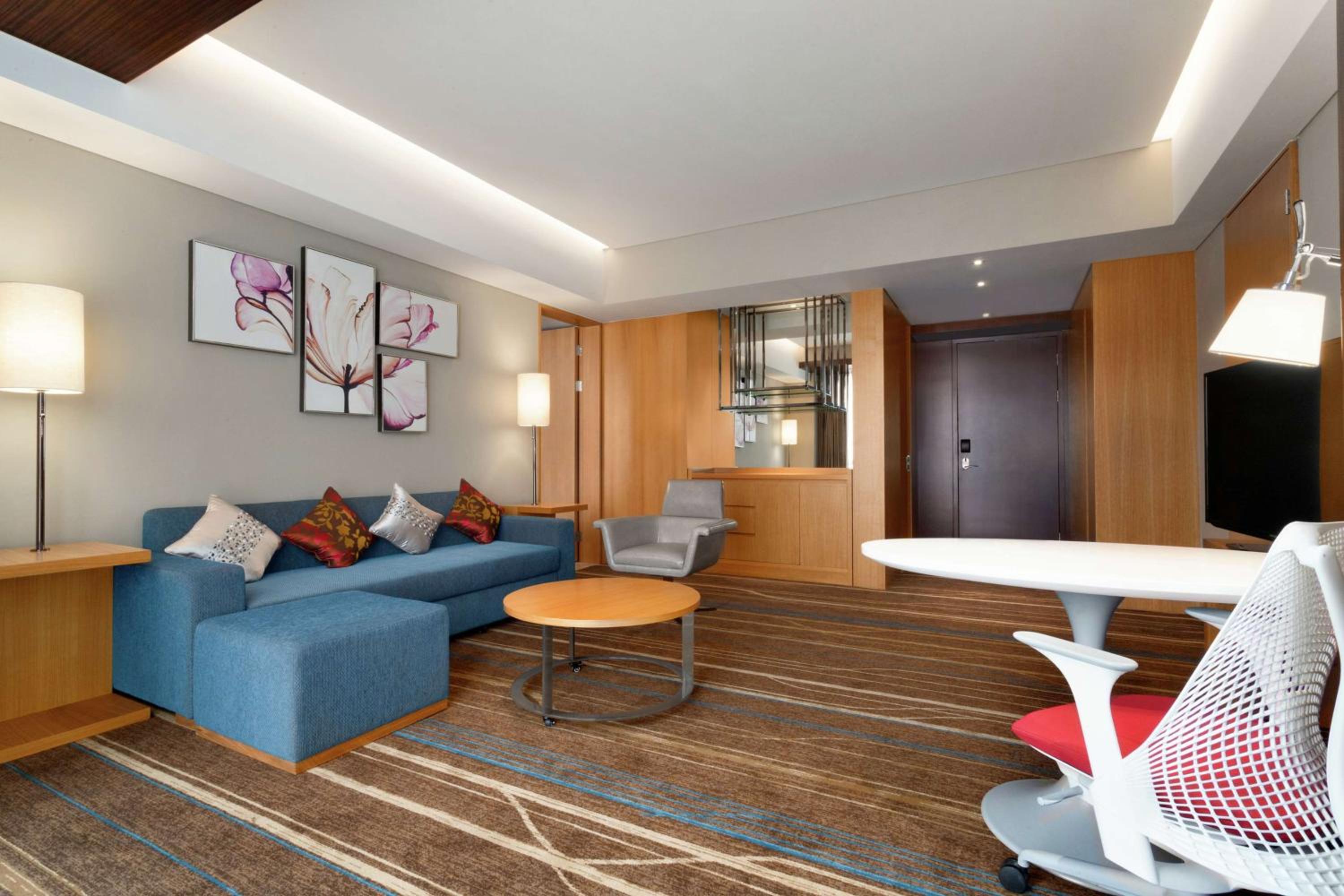 One-Bedroom Suite
