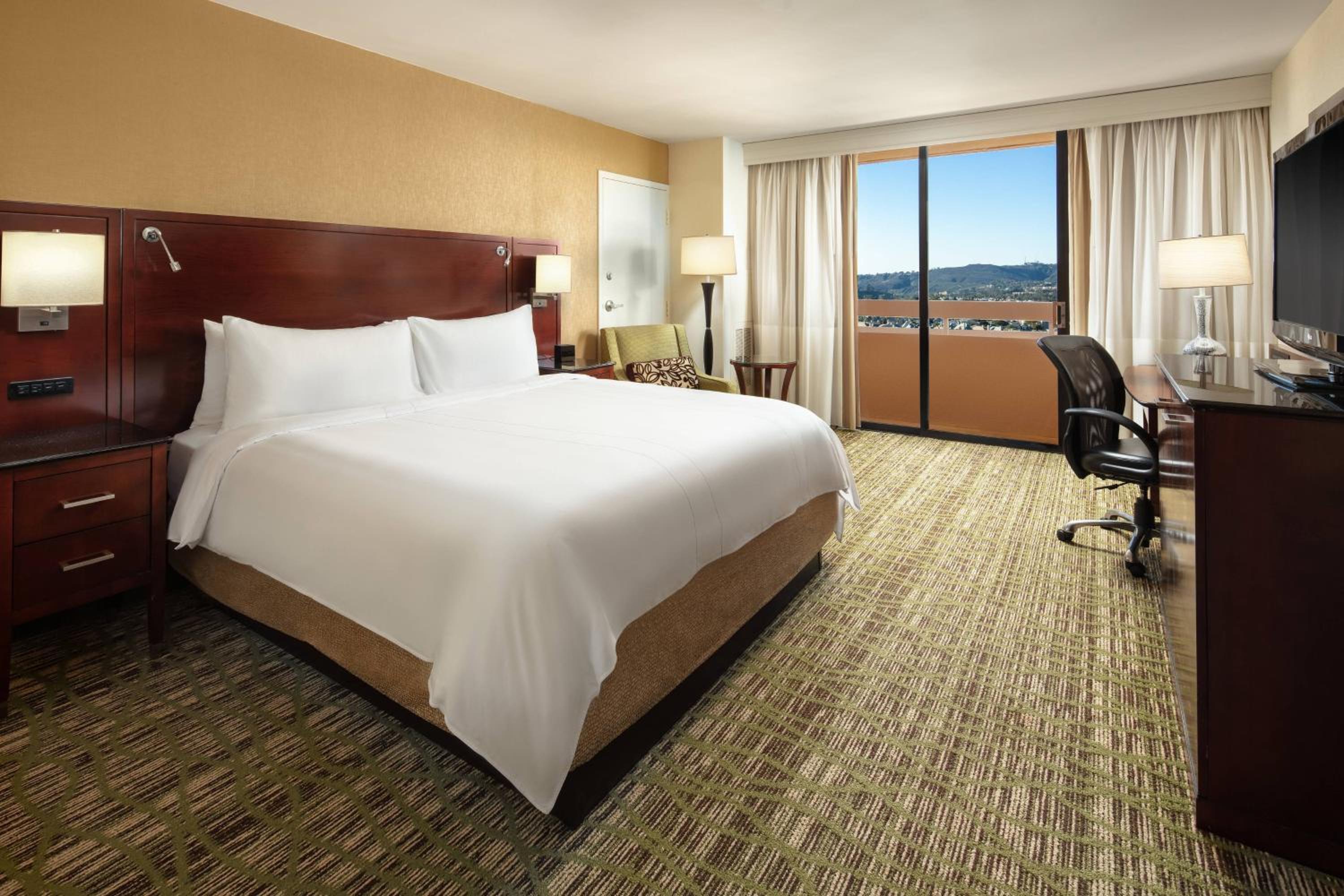 Standard  Room - Photo 8