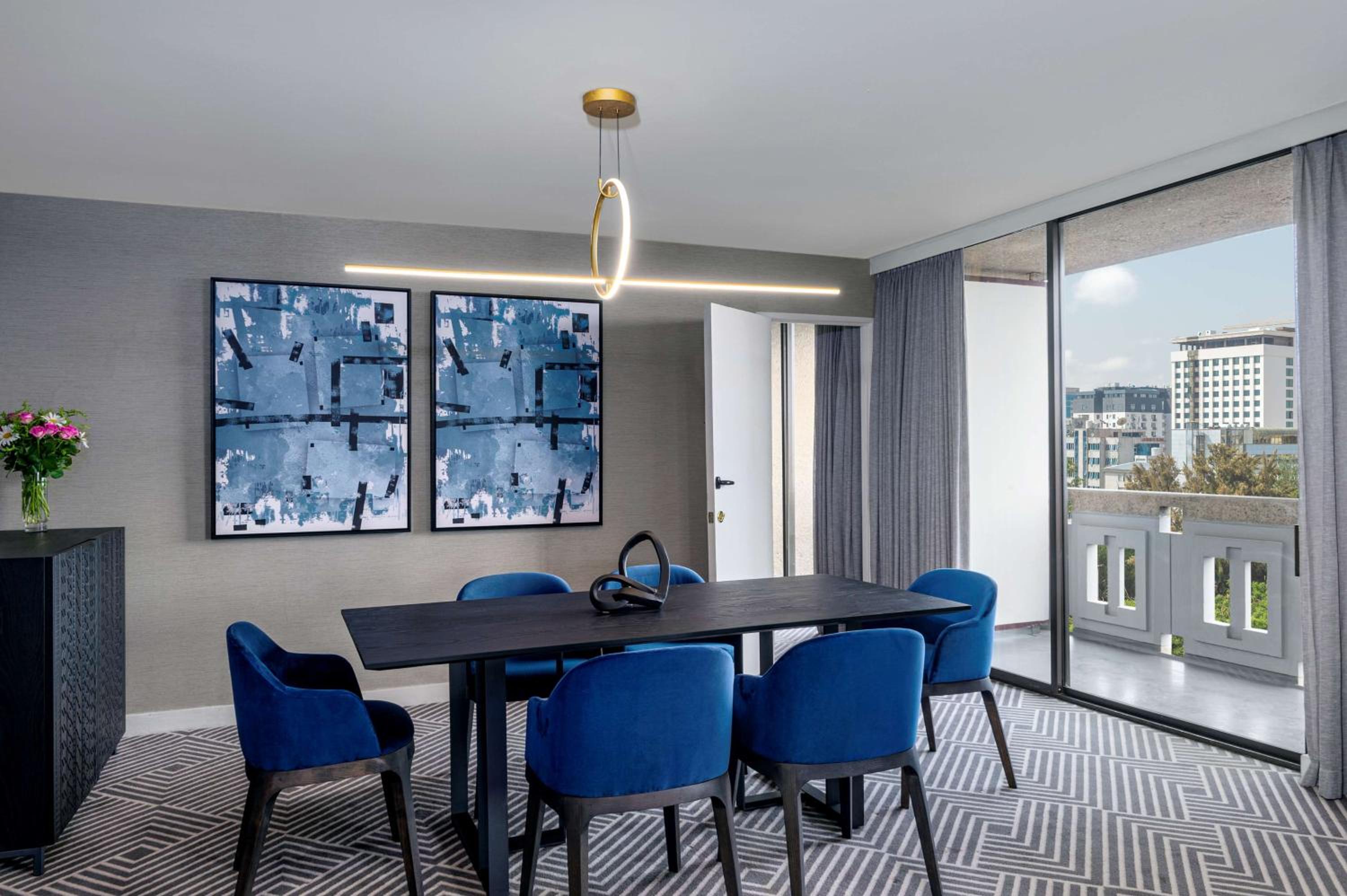 Panoramic Suite - Photo 3