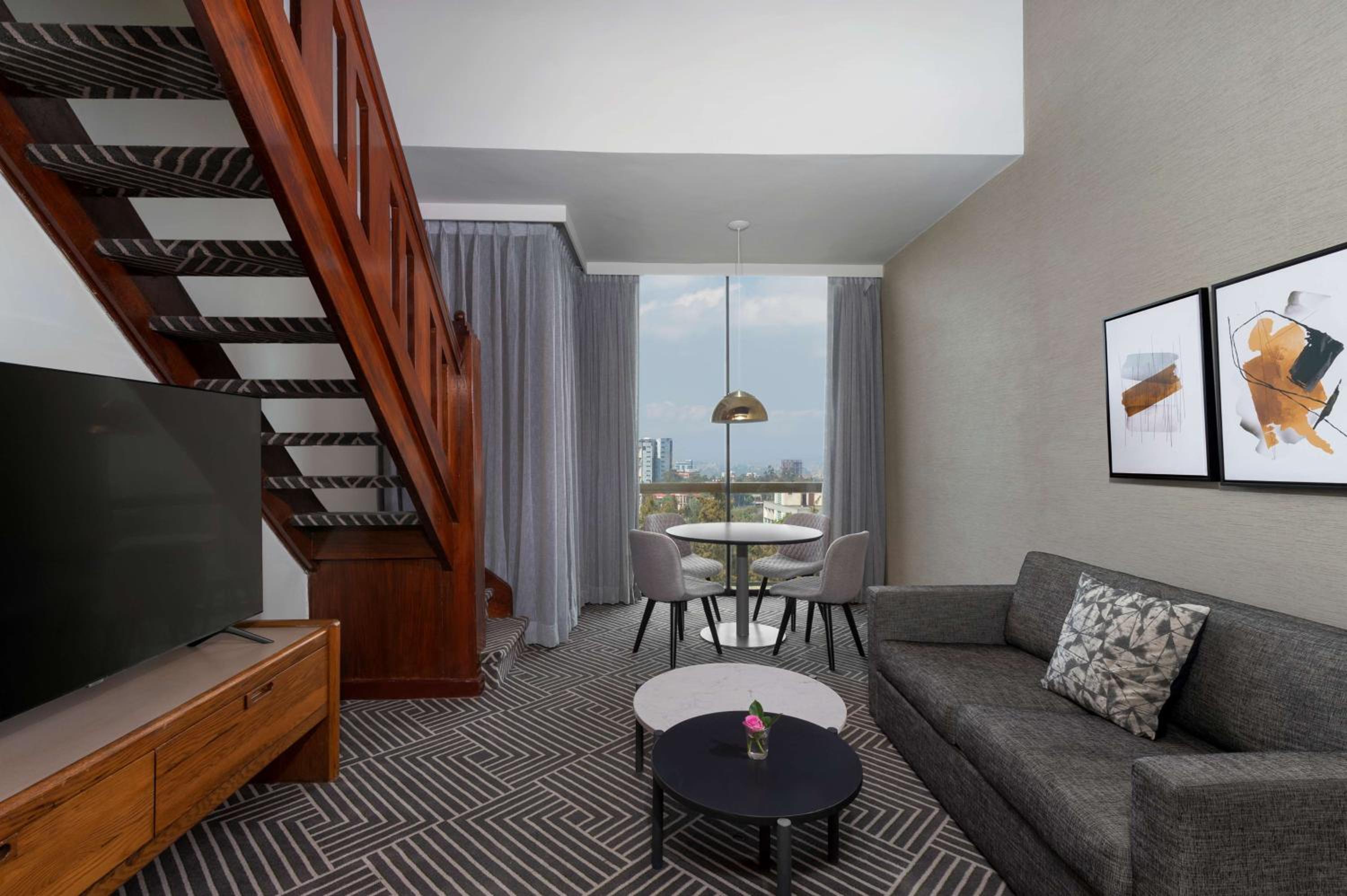 Duplex King Suite - Photo 2