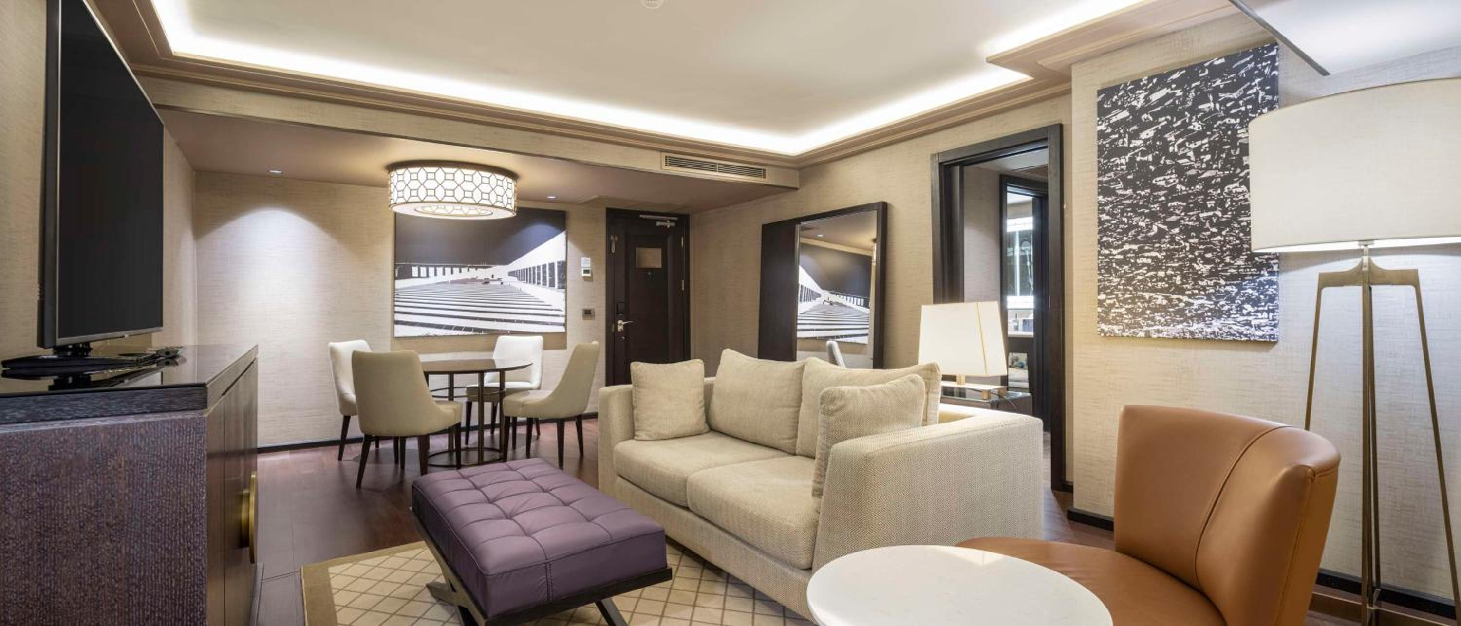 Capital Suite with Lounge Access