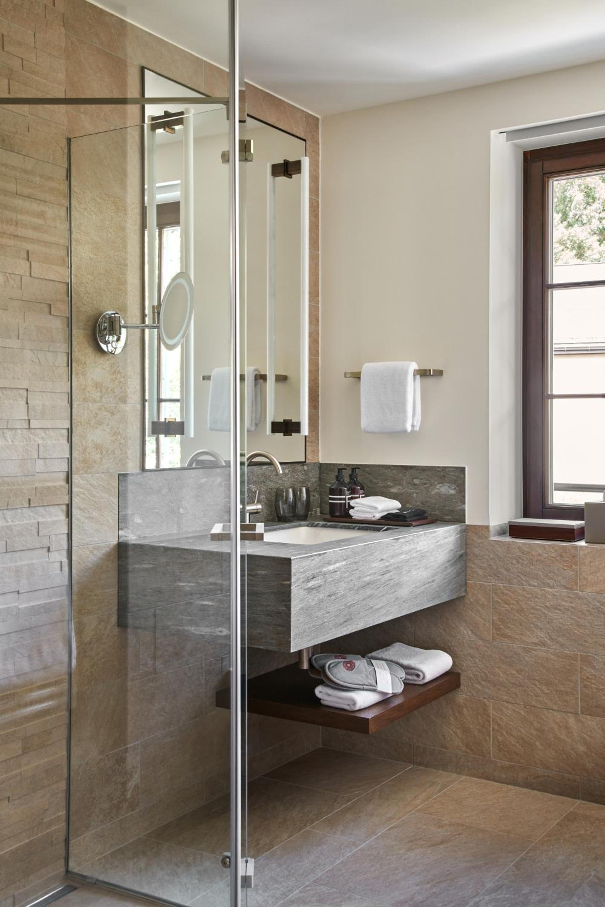 Superior Room – historic La Margna Wing