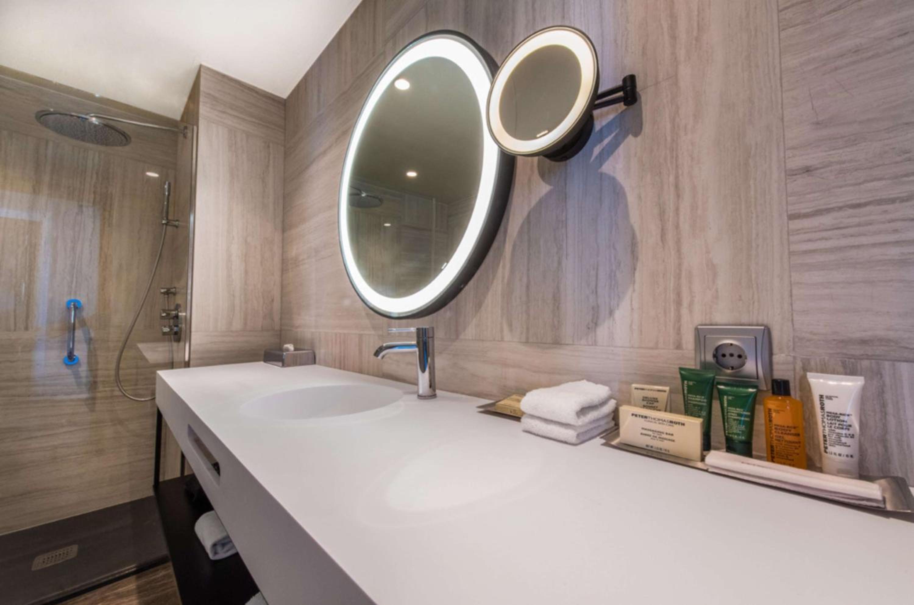 One-Bedroom Suite