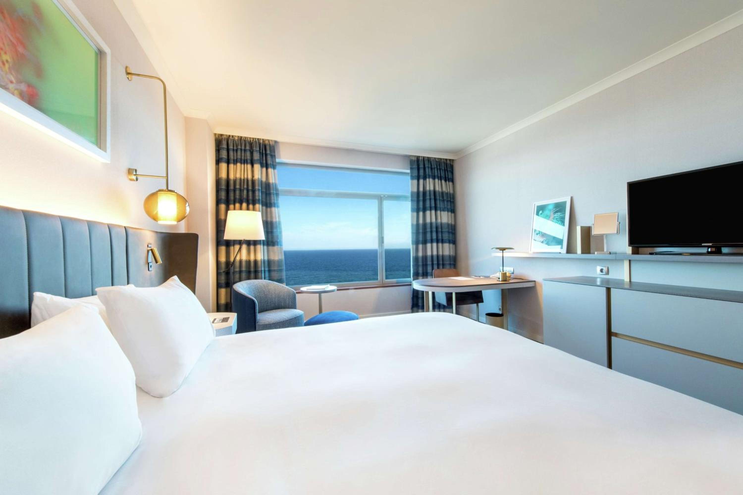Executive King Room with Sea View