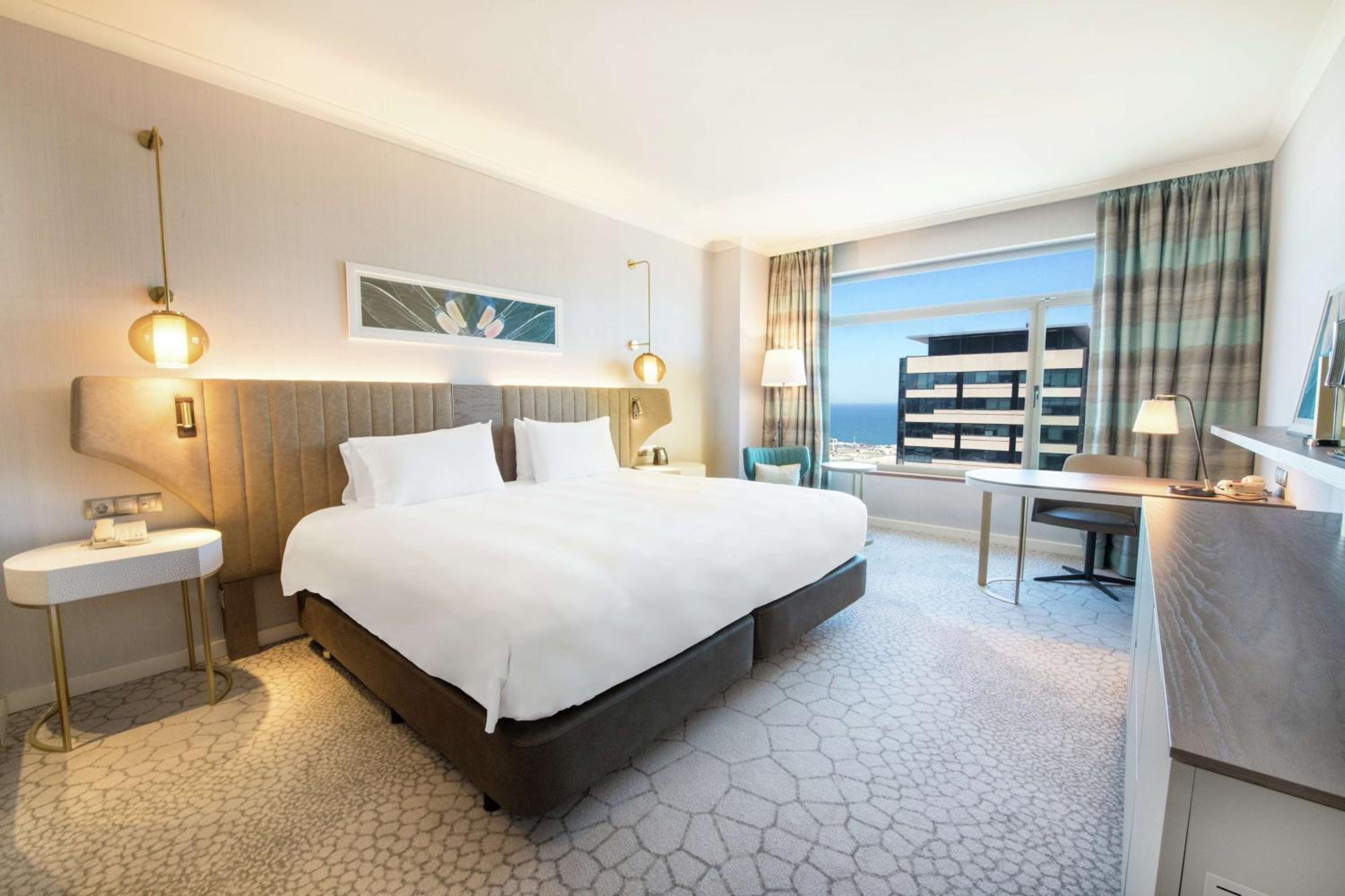 King Room with Pool View