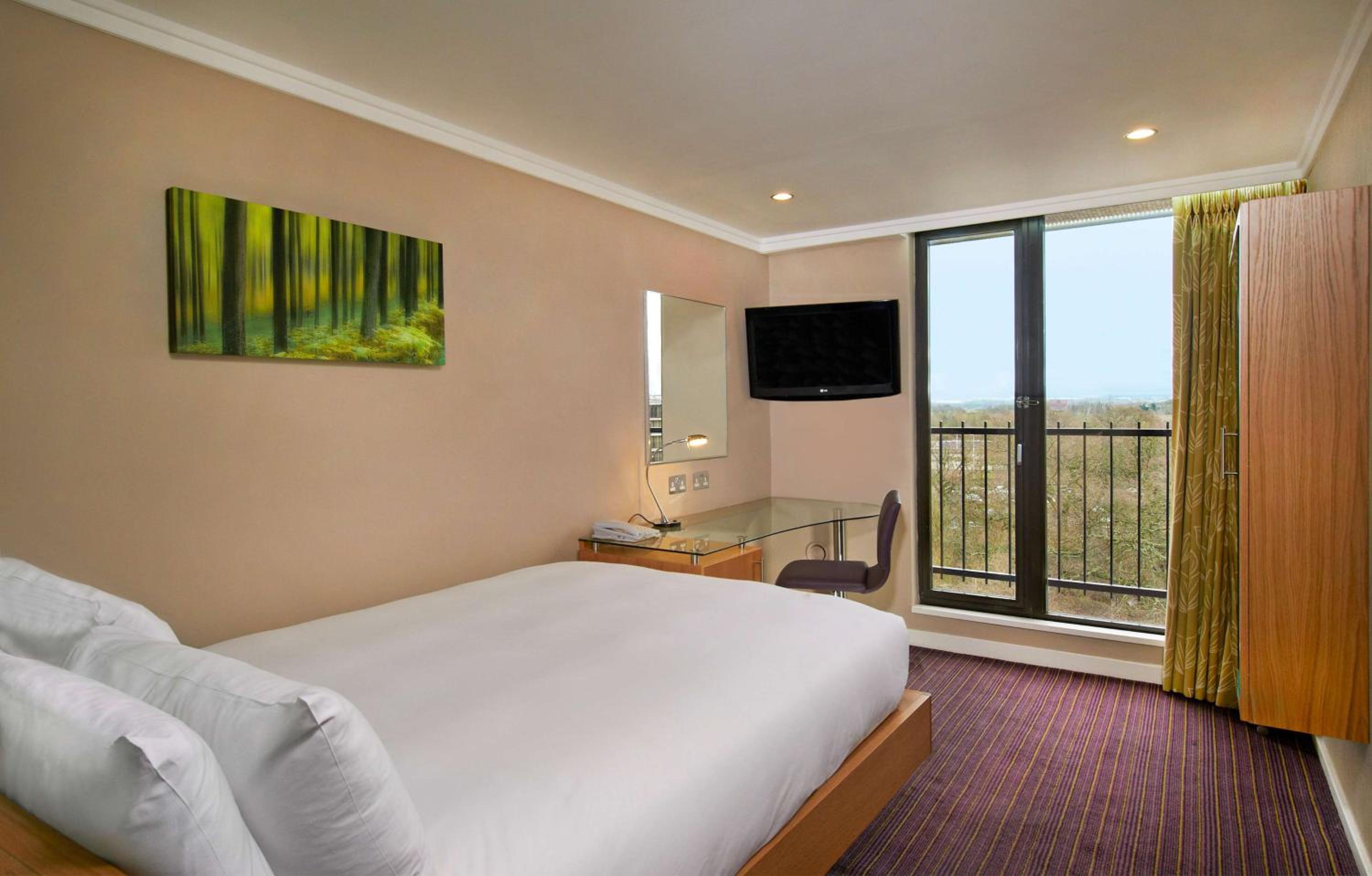 Deluxe Single Room