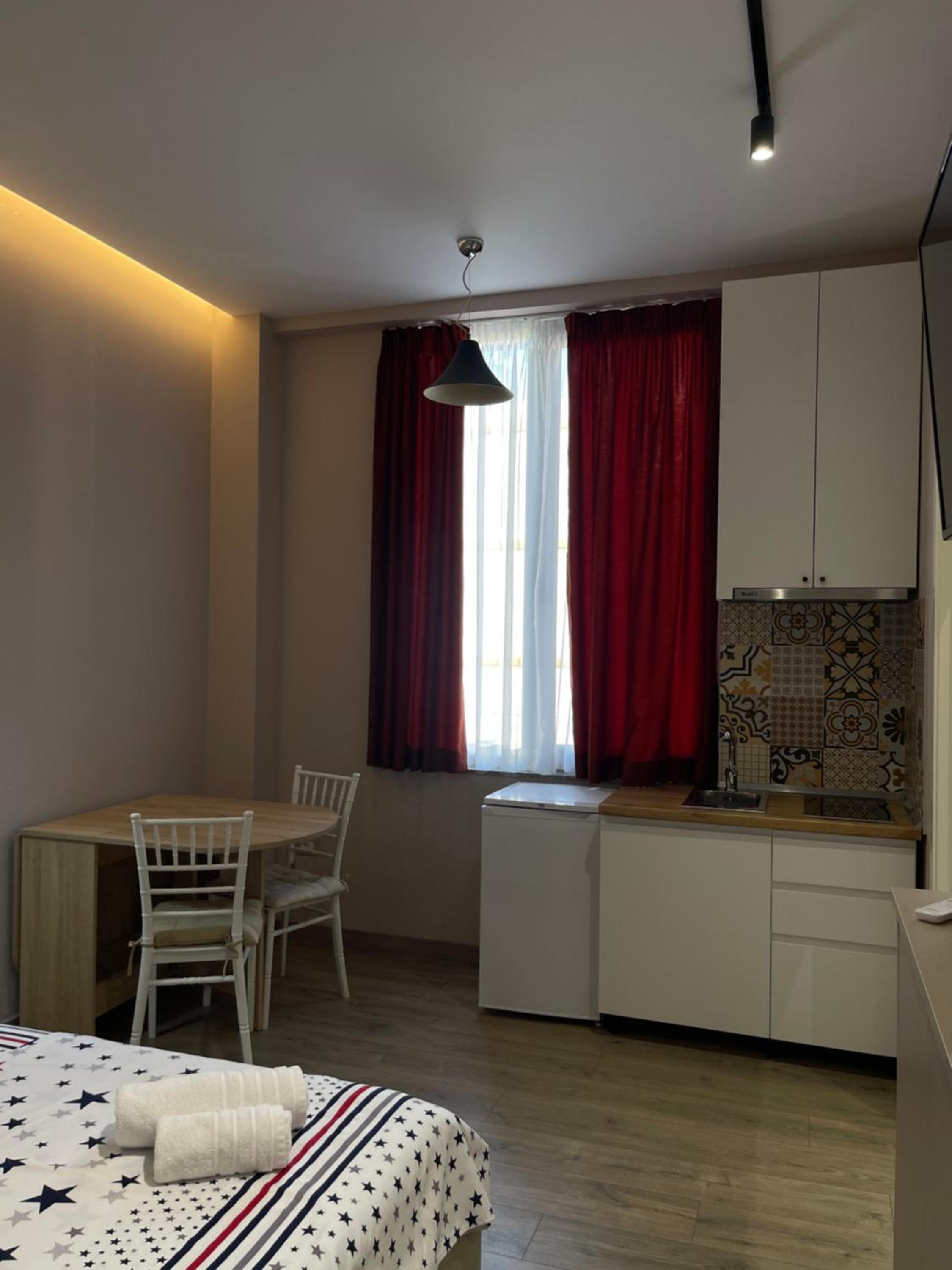 Quadruple Room - Disability Access photo 2