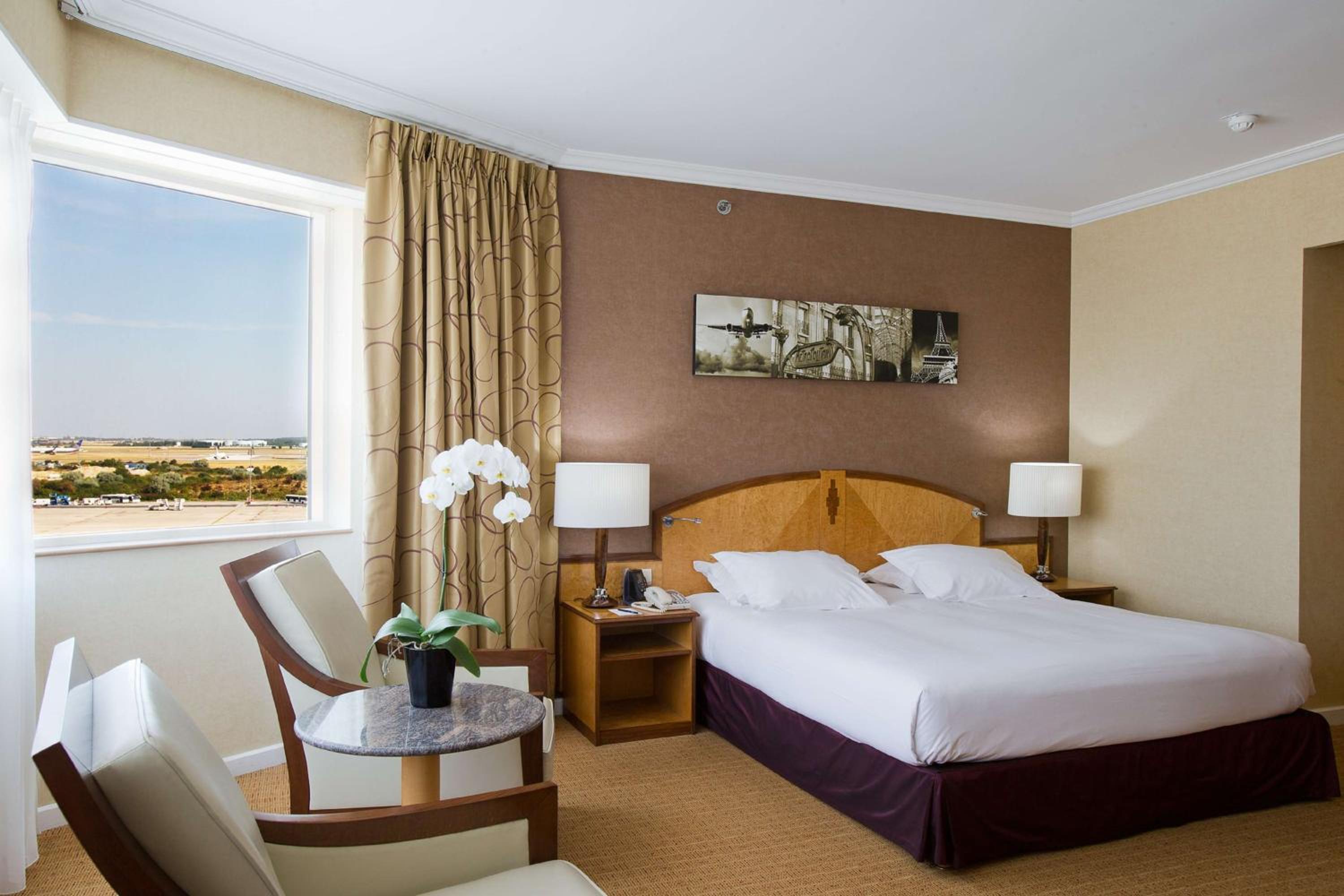 Deluxe Family King Room