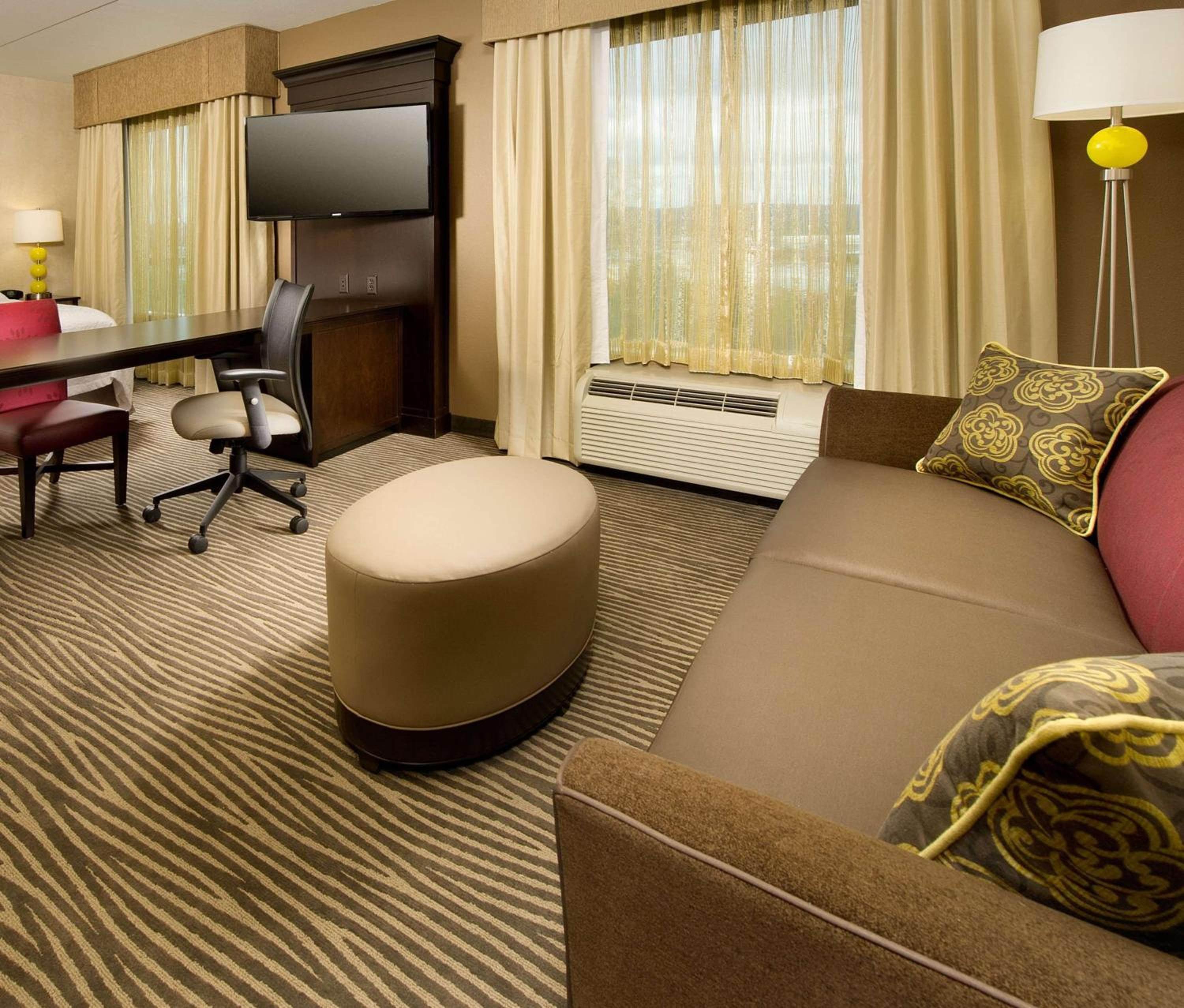 King Studio Suite - Non-Smoking photo 2