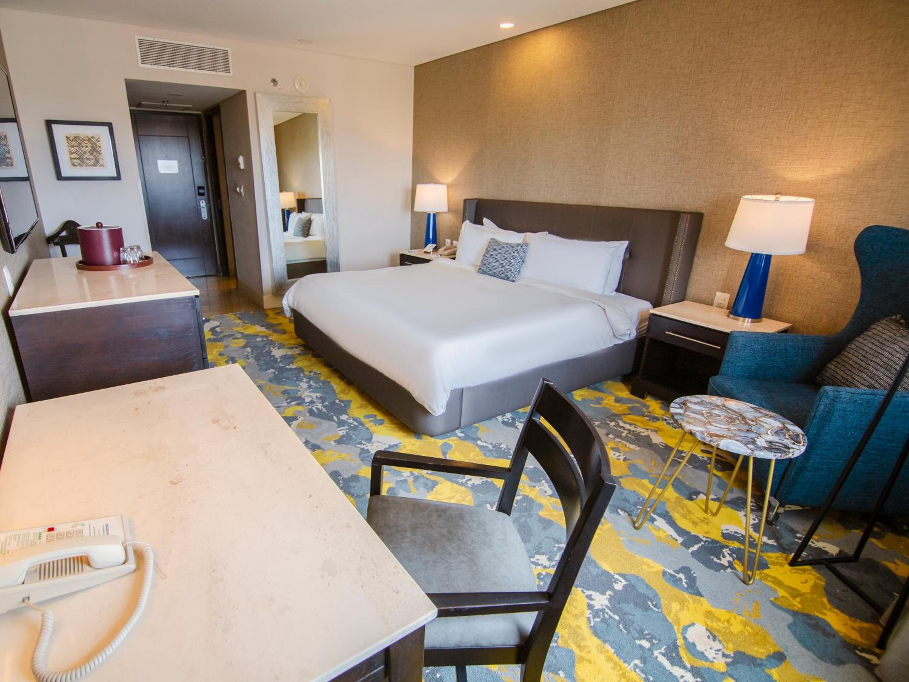 Lucerna Select King Room - Photo 3