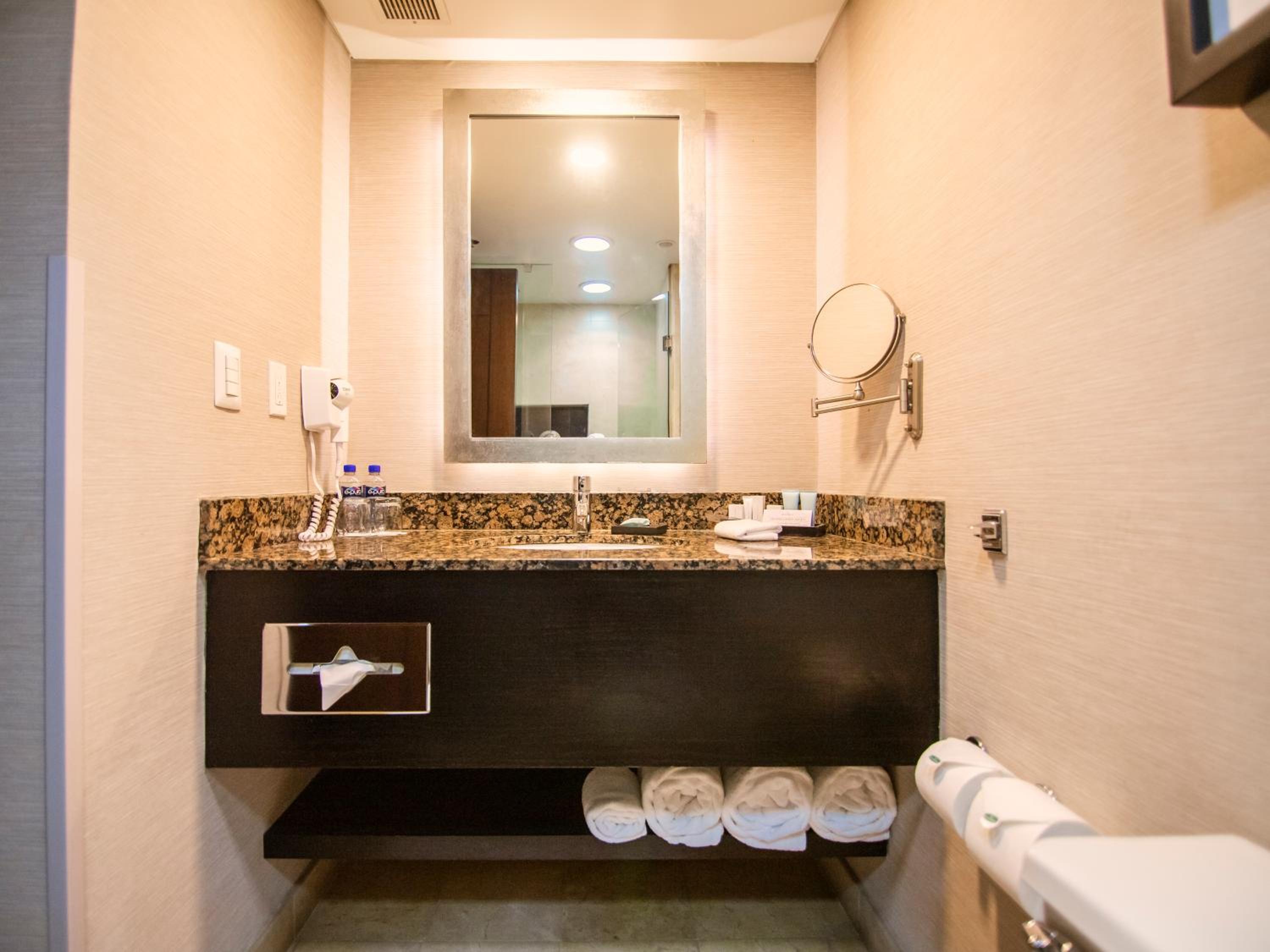 Lucerna Select King Room - Photo 7