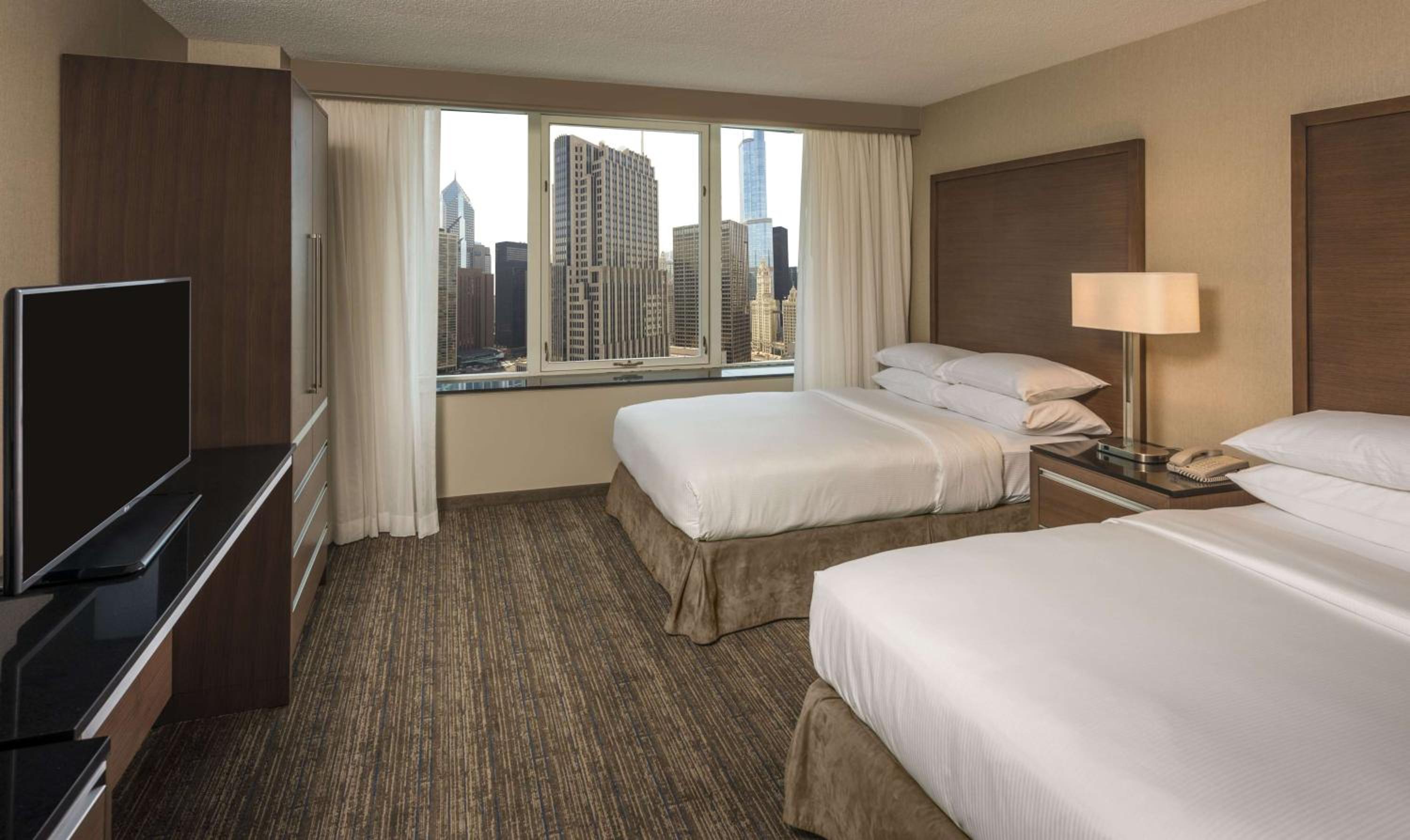 Suite with Two Double Beds - High floor/City View - Photo 3