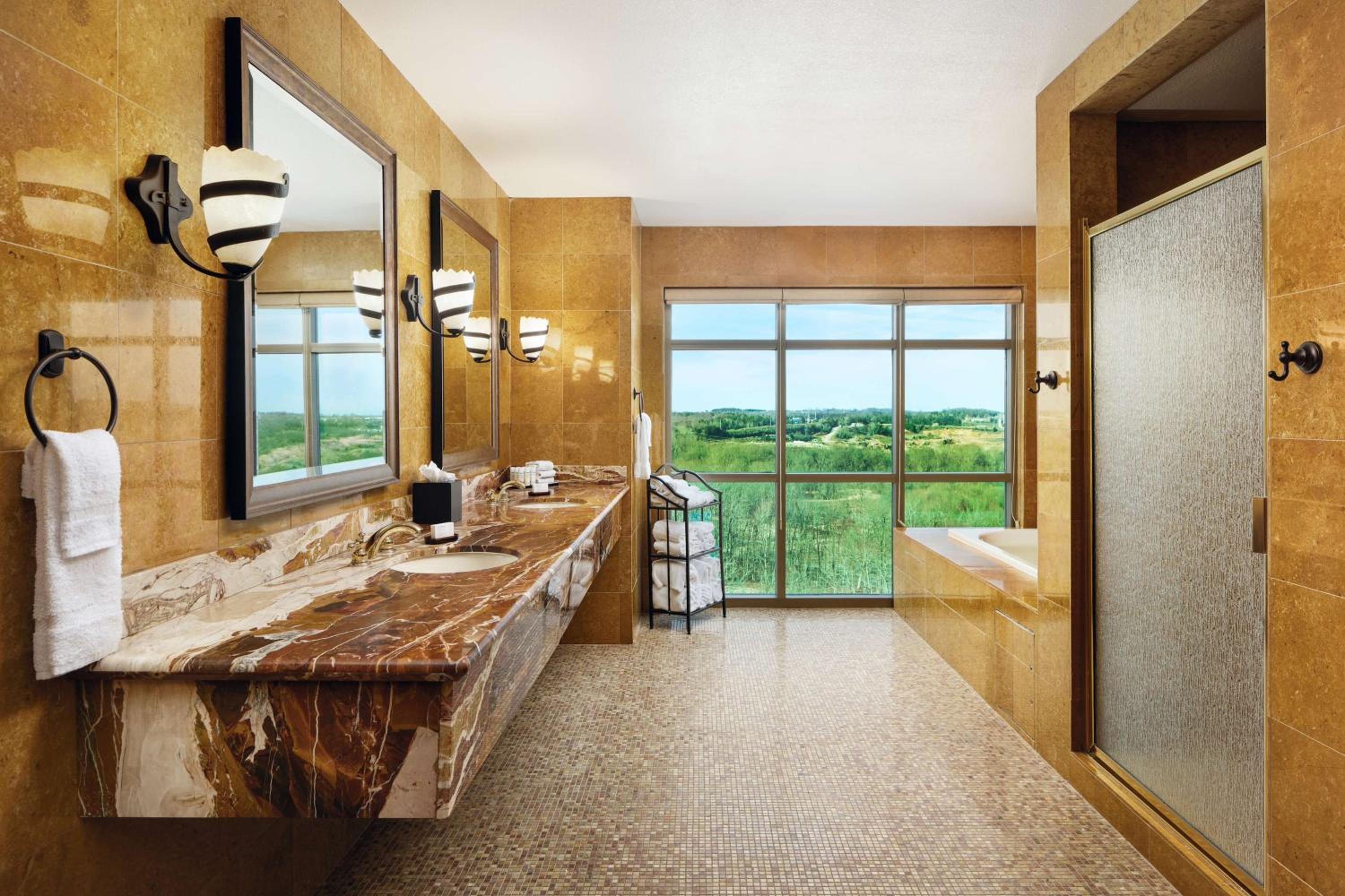 Presidential Suite: Two-Bedroom with Two-Bath - Non-Smoking photo 3