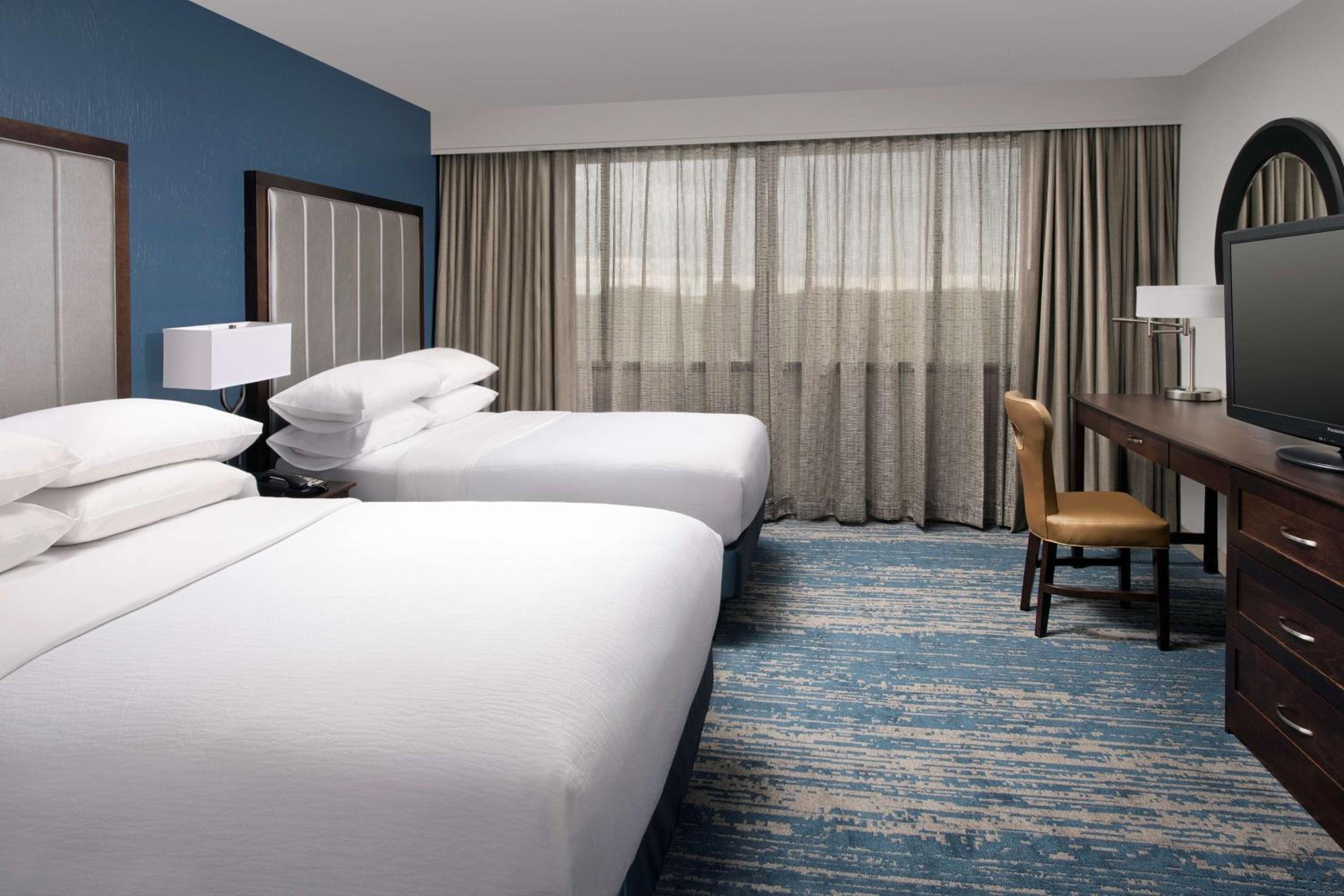 Suite with Two Double Beds - Non-Smoking - Photo 1