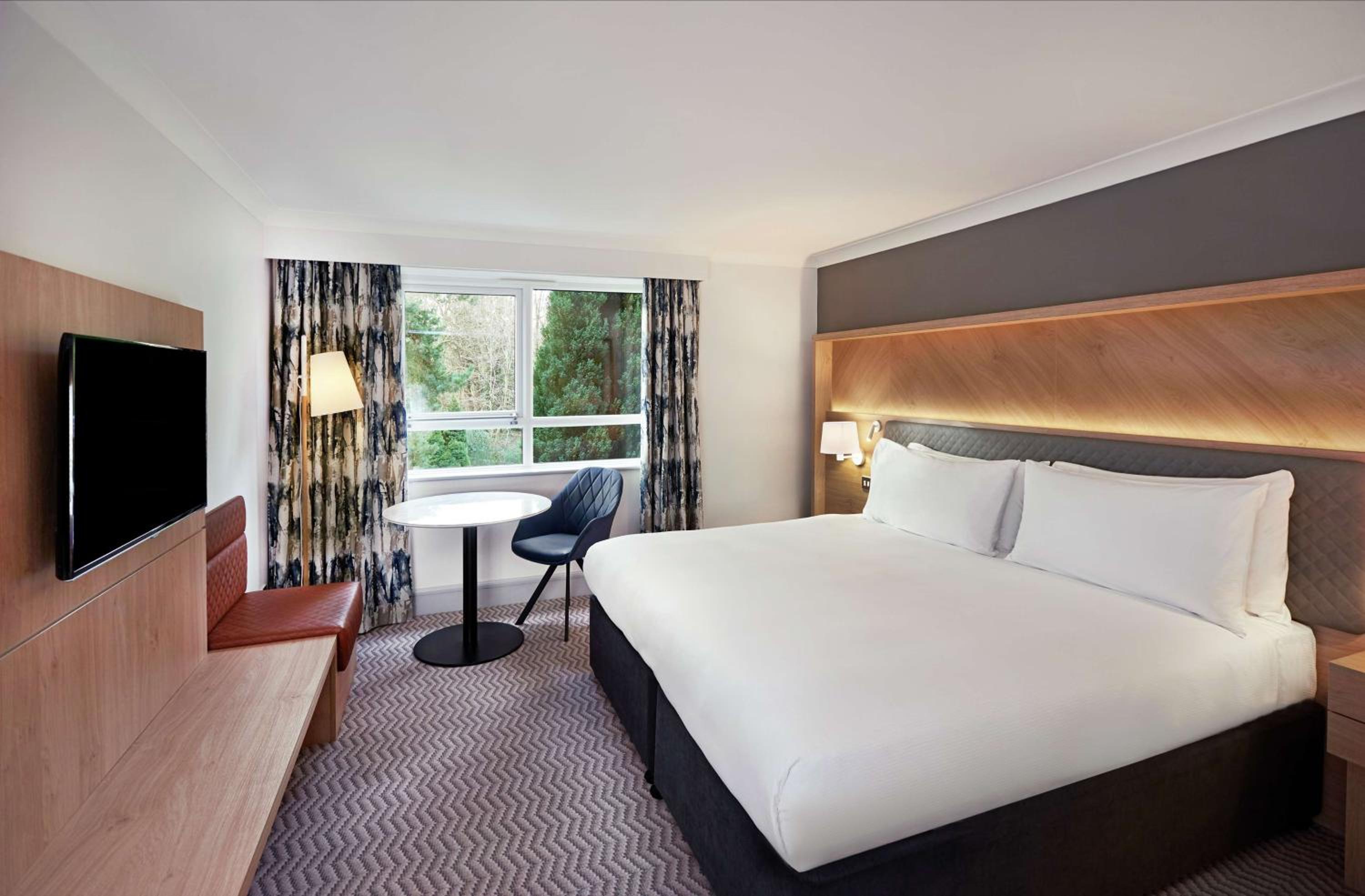 King Guest Room - Photo 1