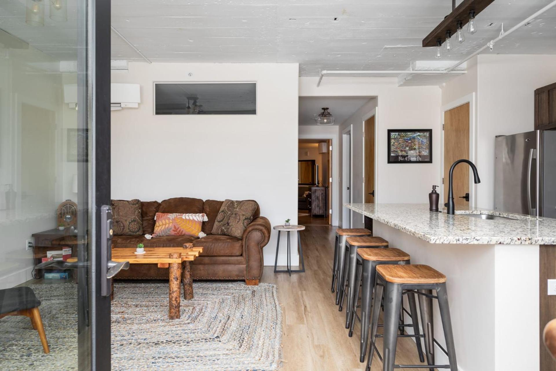 Apartment photo 1