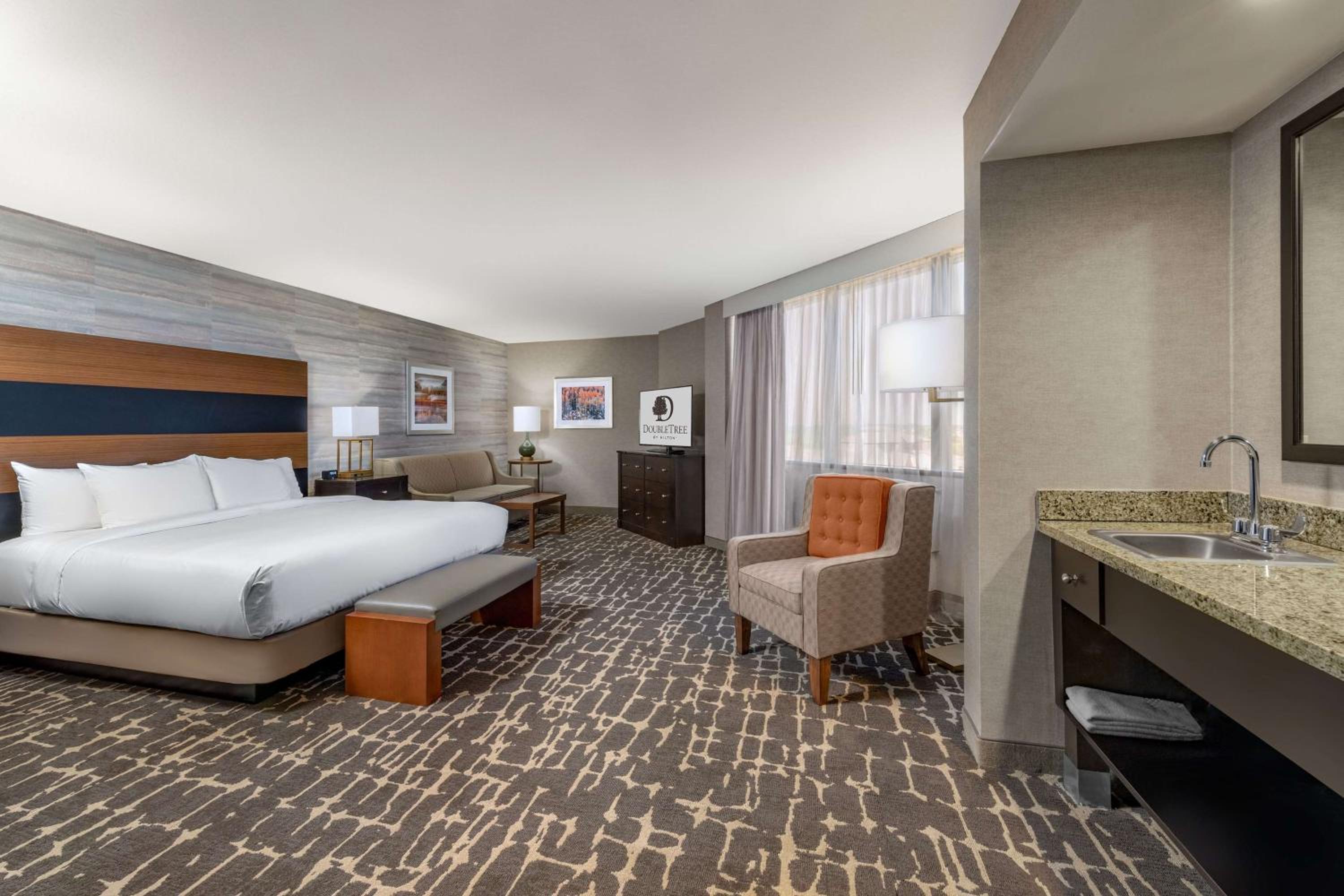 King Corner Room photo 3