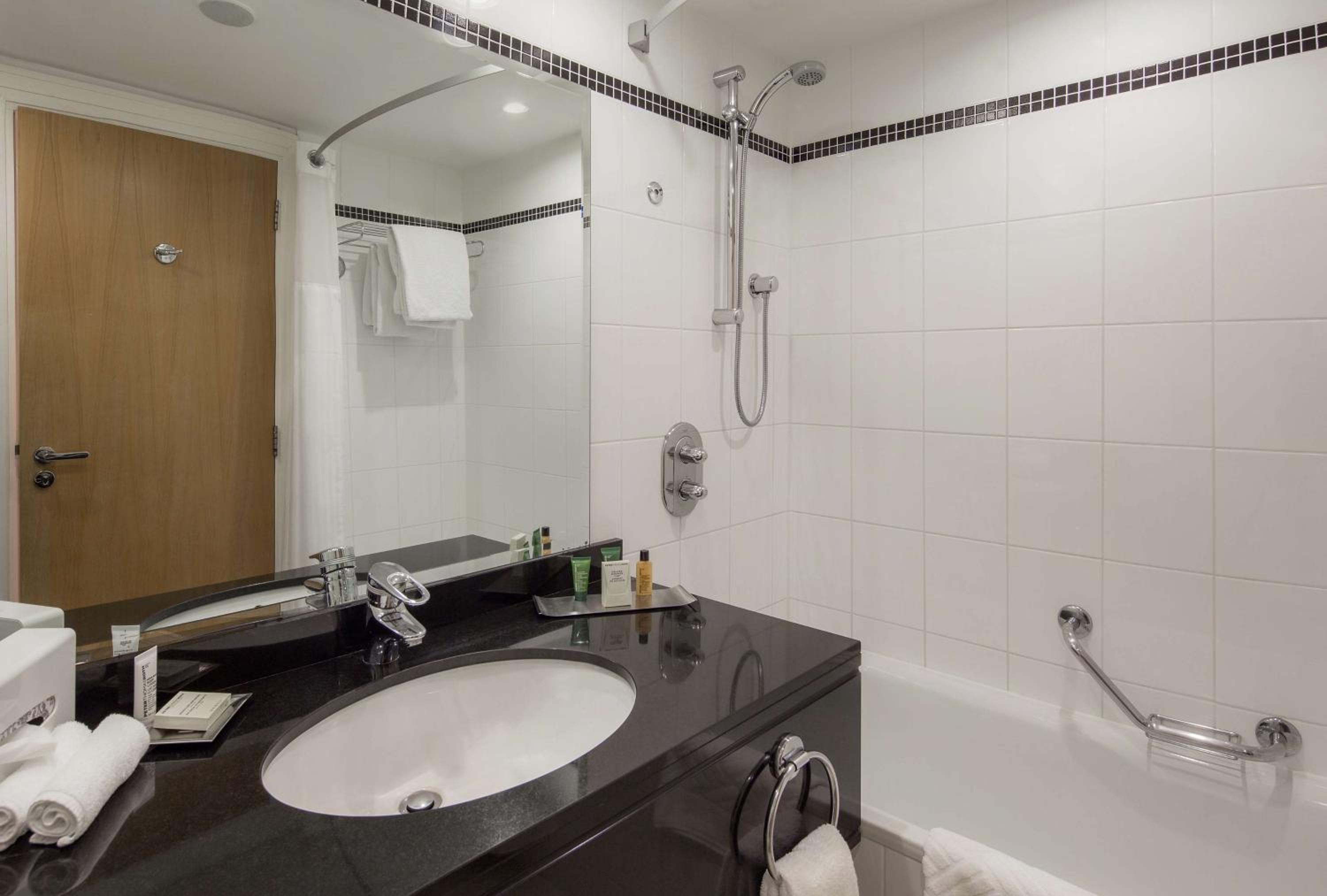 Double Room - Photo 2