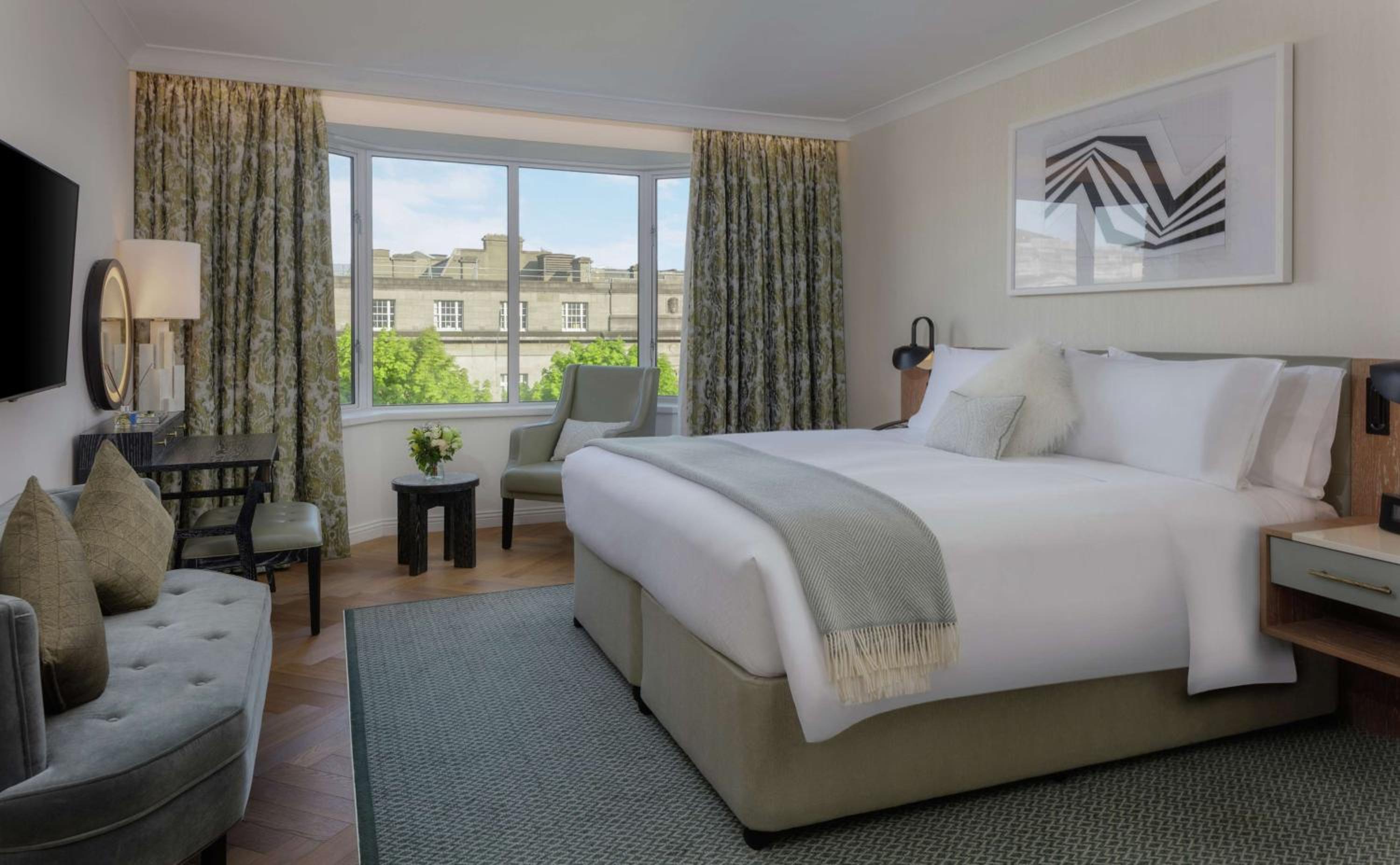 One-Bedroom King Suite