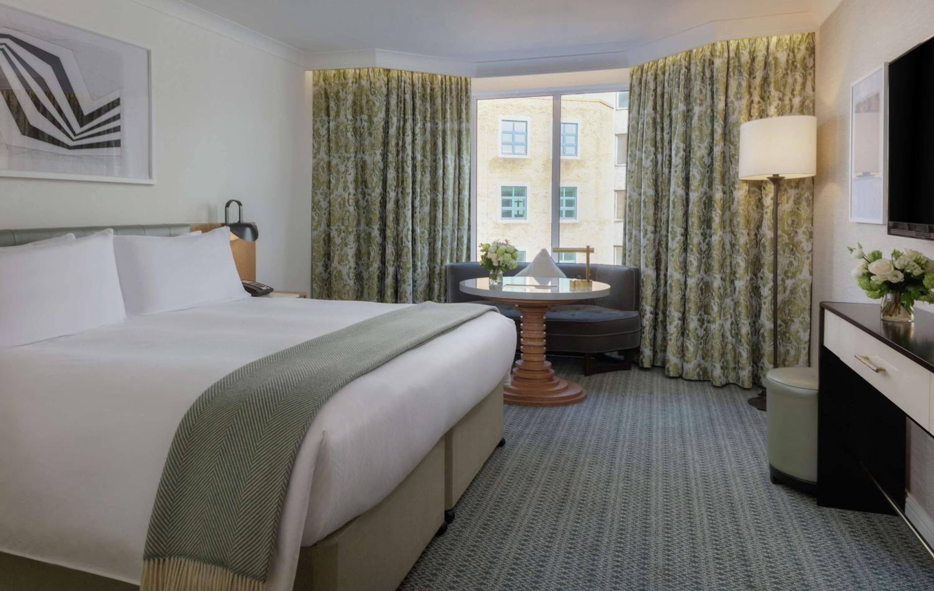 Superior King Room