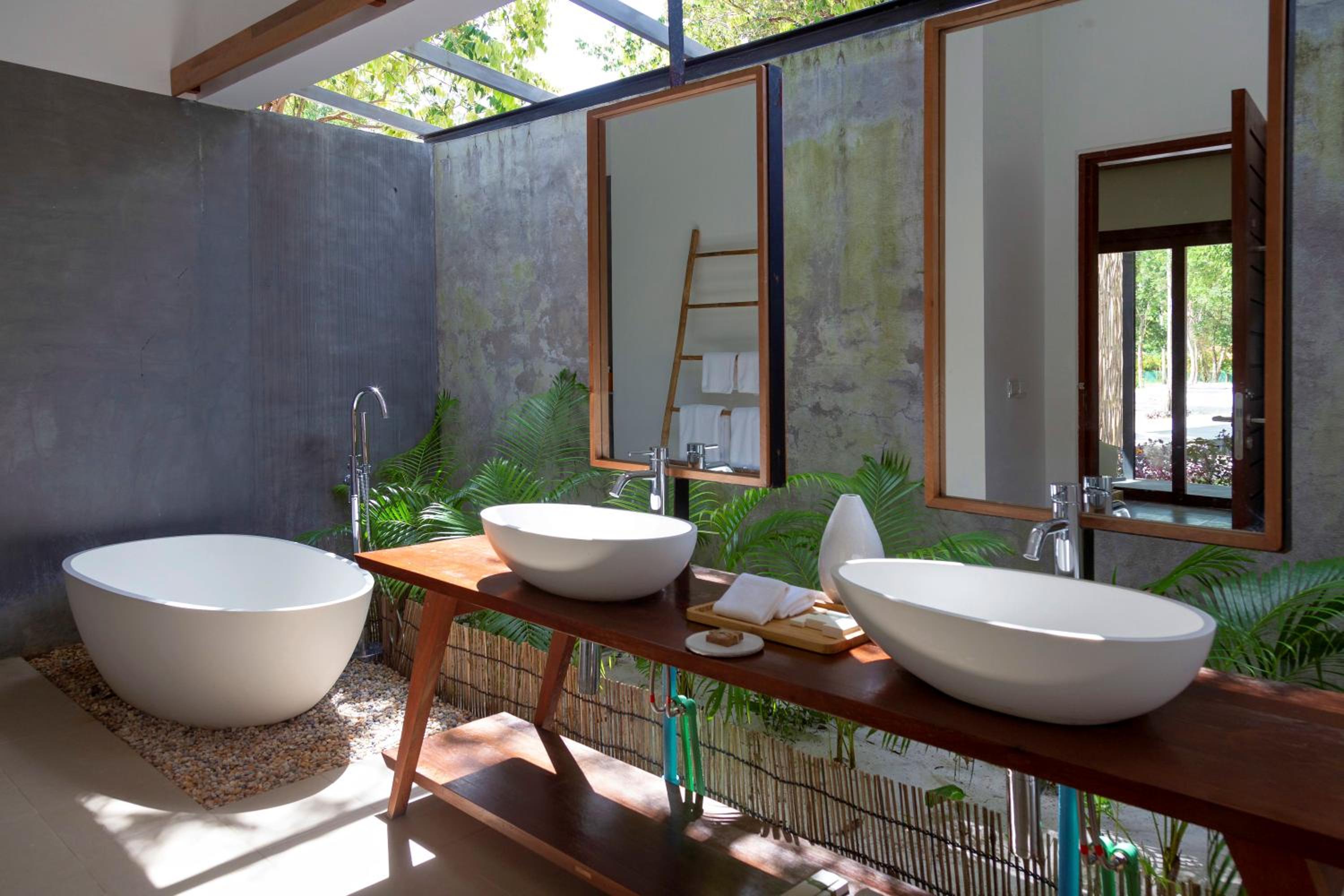 Two-Bedroom Villa - Photo 3