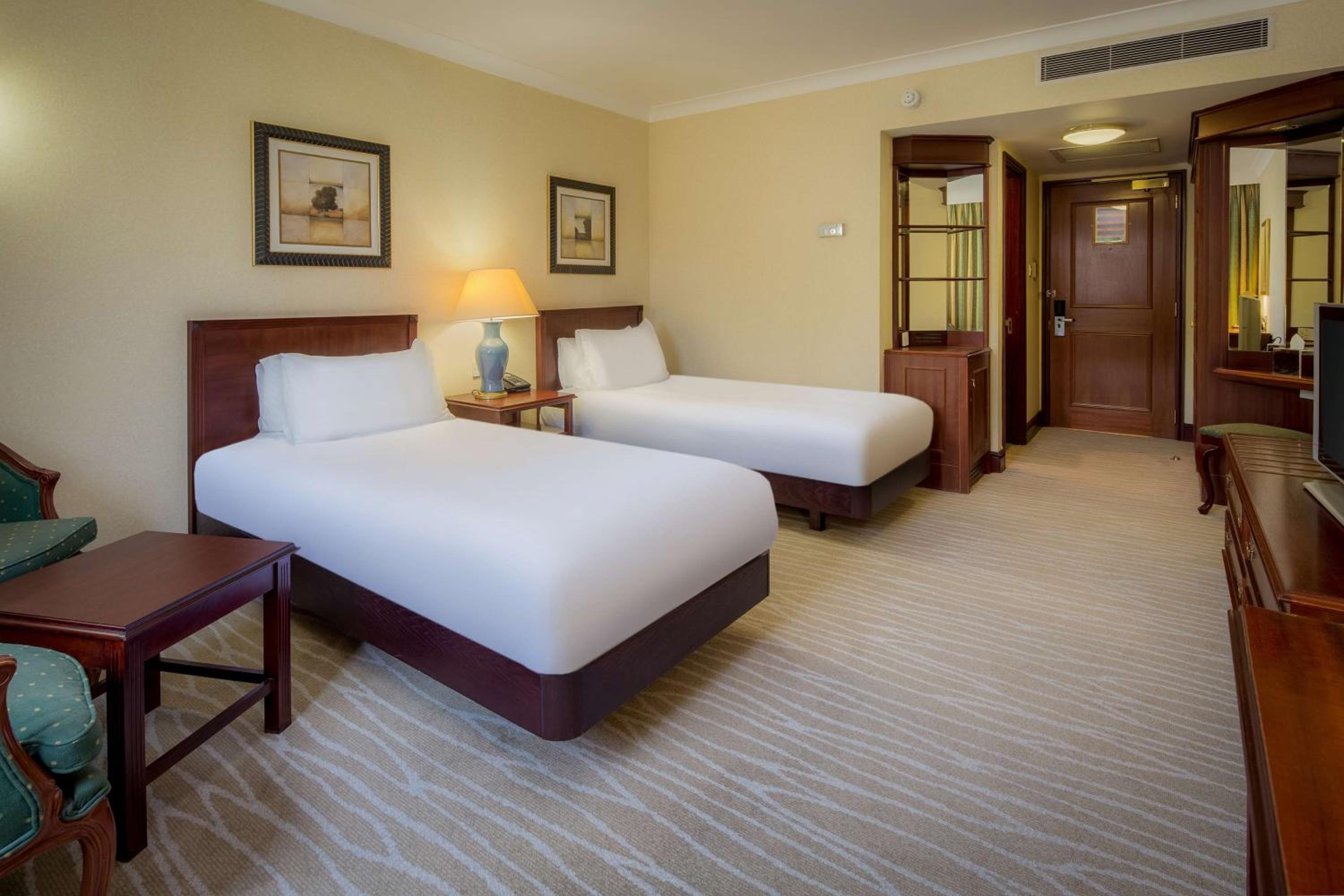 Twin Room - Photo 1