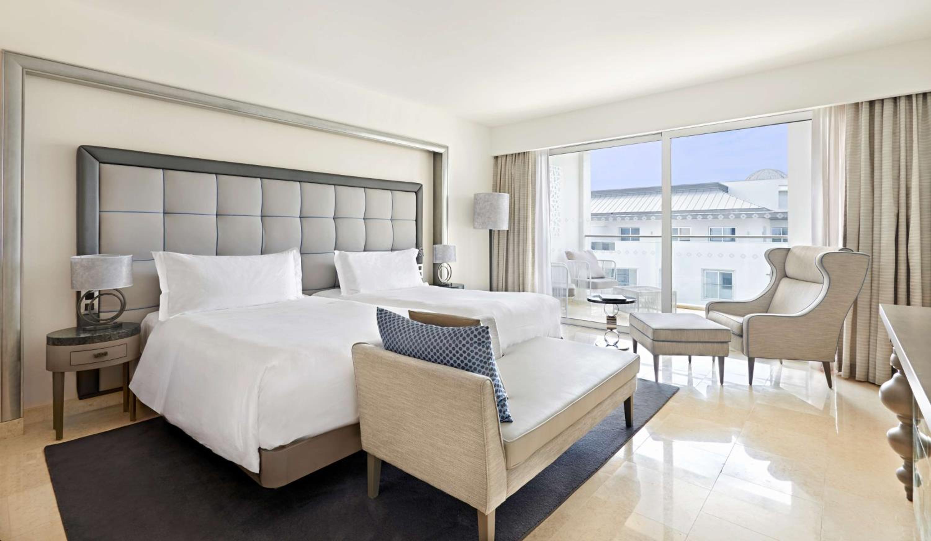 Deluxe Twin Room - Photo 1