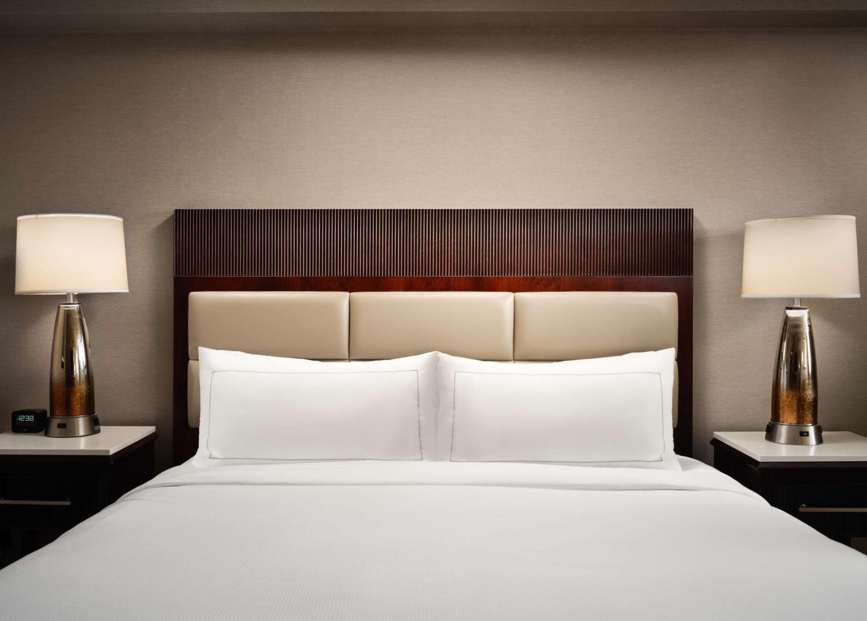 Executive King Room - Photo 2