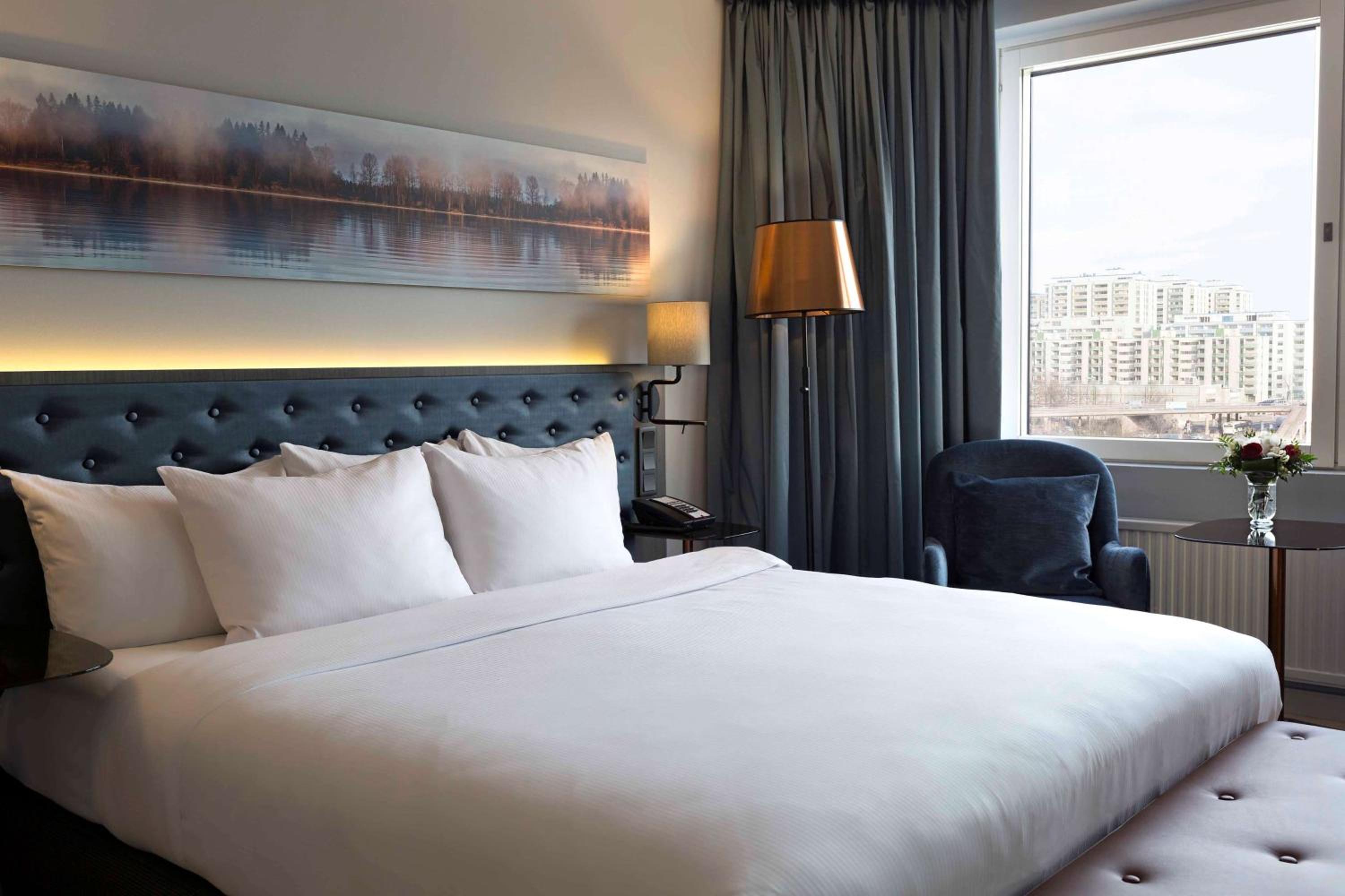 King Suite with Sea View - Photo 3