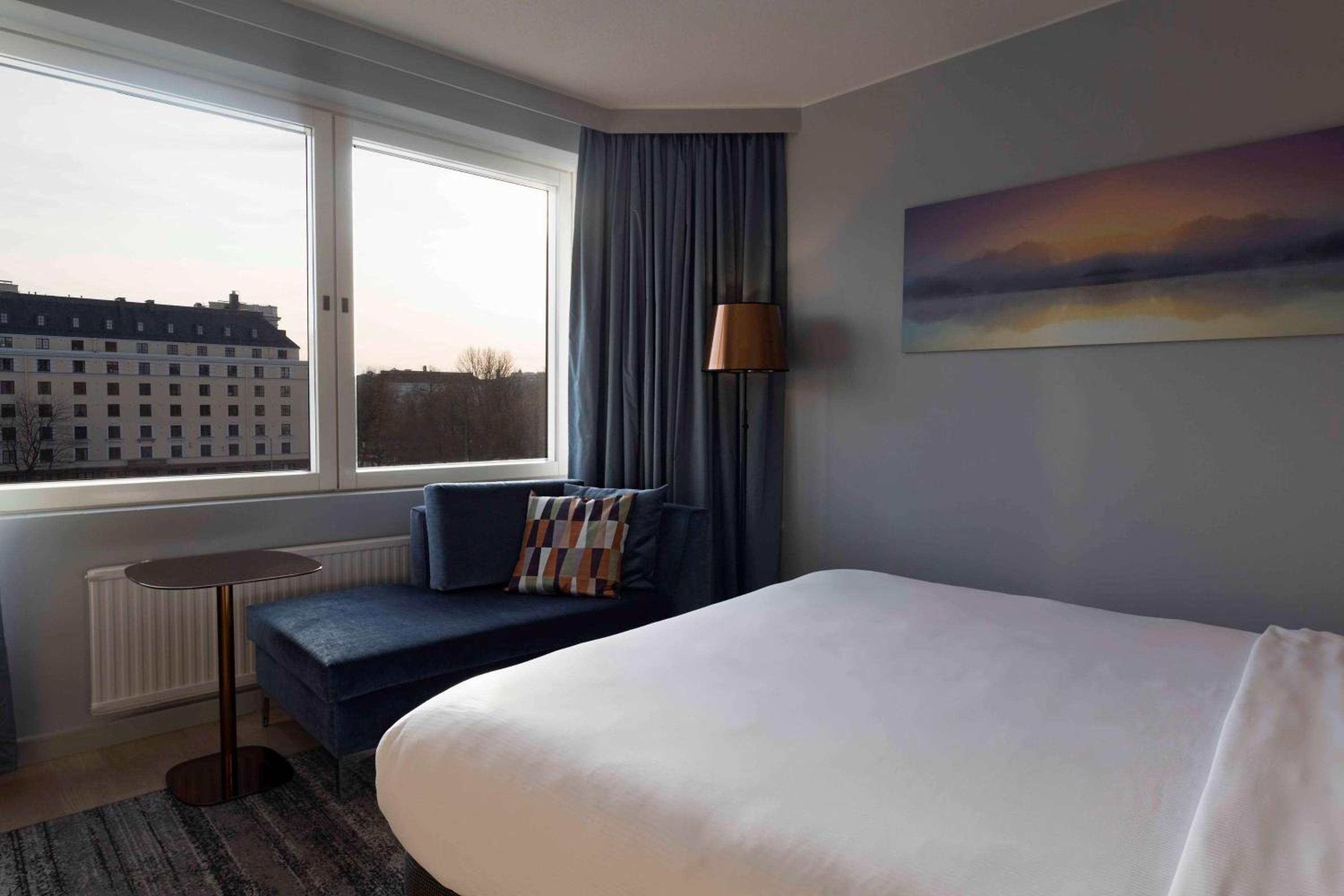 King Guest Room - Photo 3