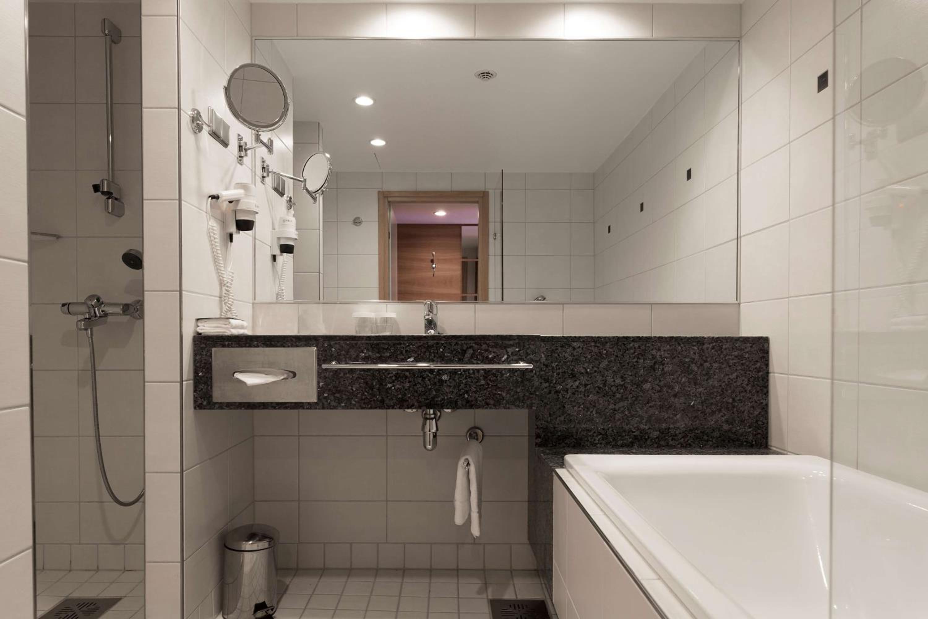 Deluxe Room with Iglux Experience - Photo 2