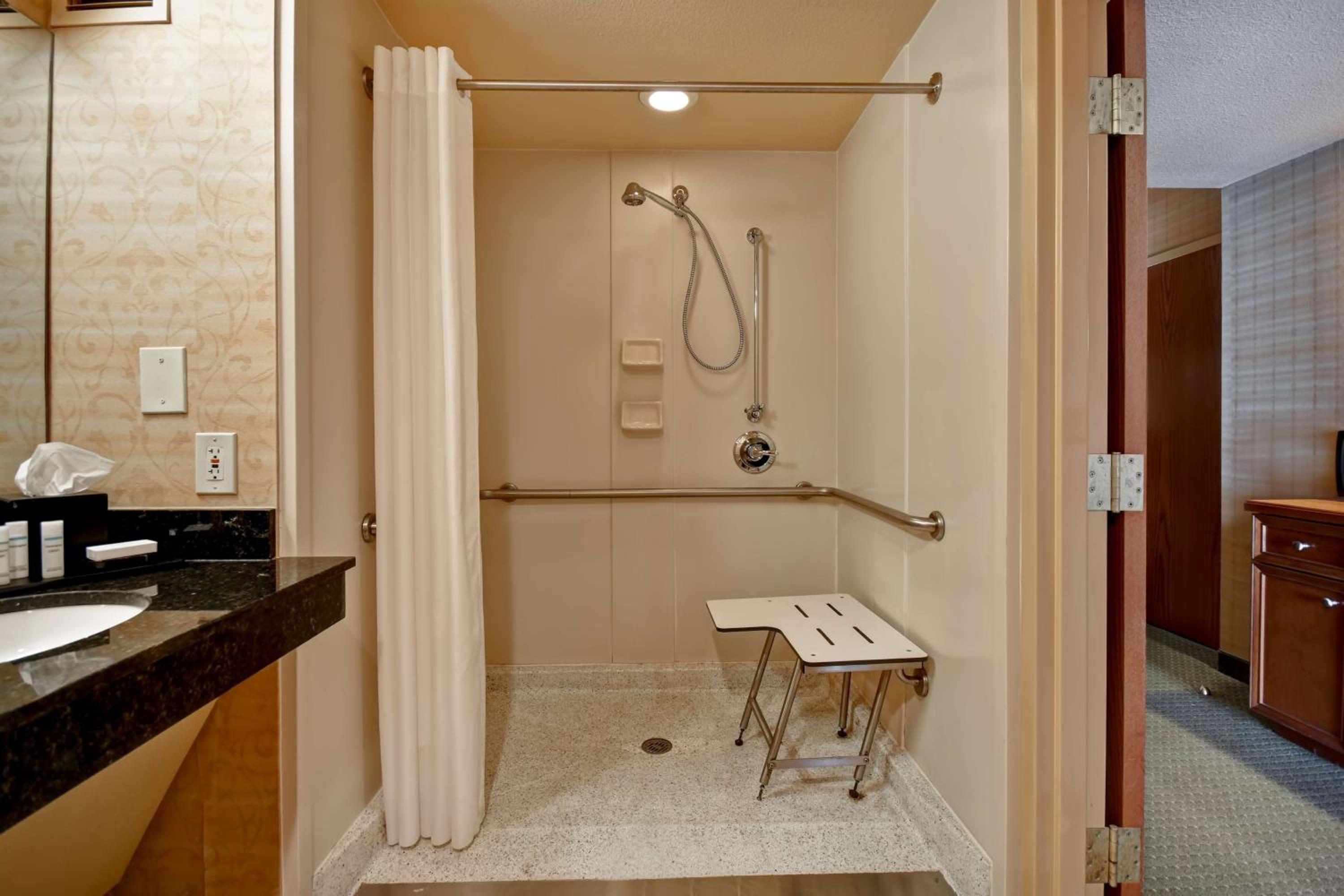 King Suite with Roll In Shower - Disability Access/Non-Smoking - Photo 8
