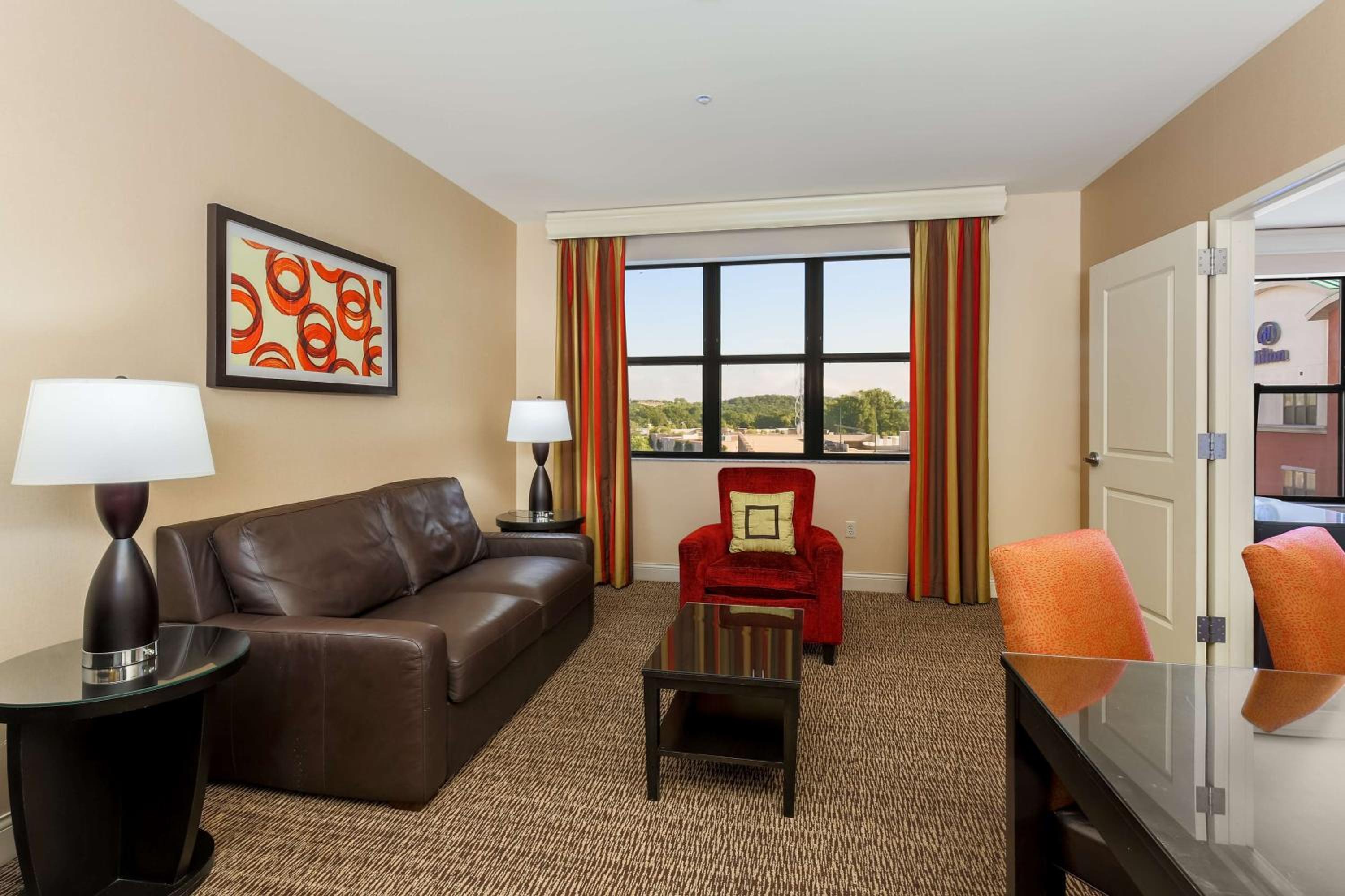 Junior Suite with Garden View - Photo 1