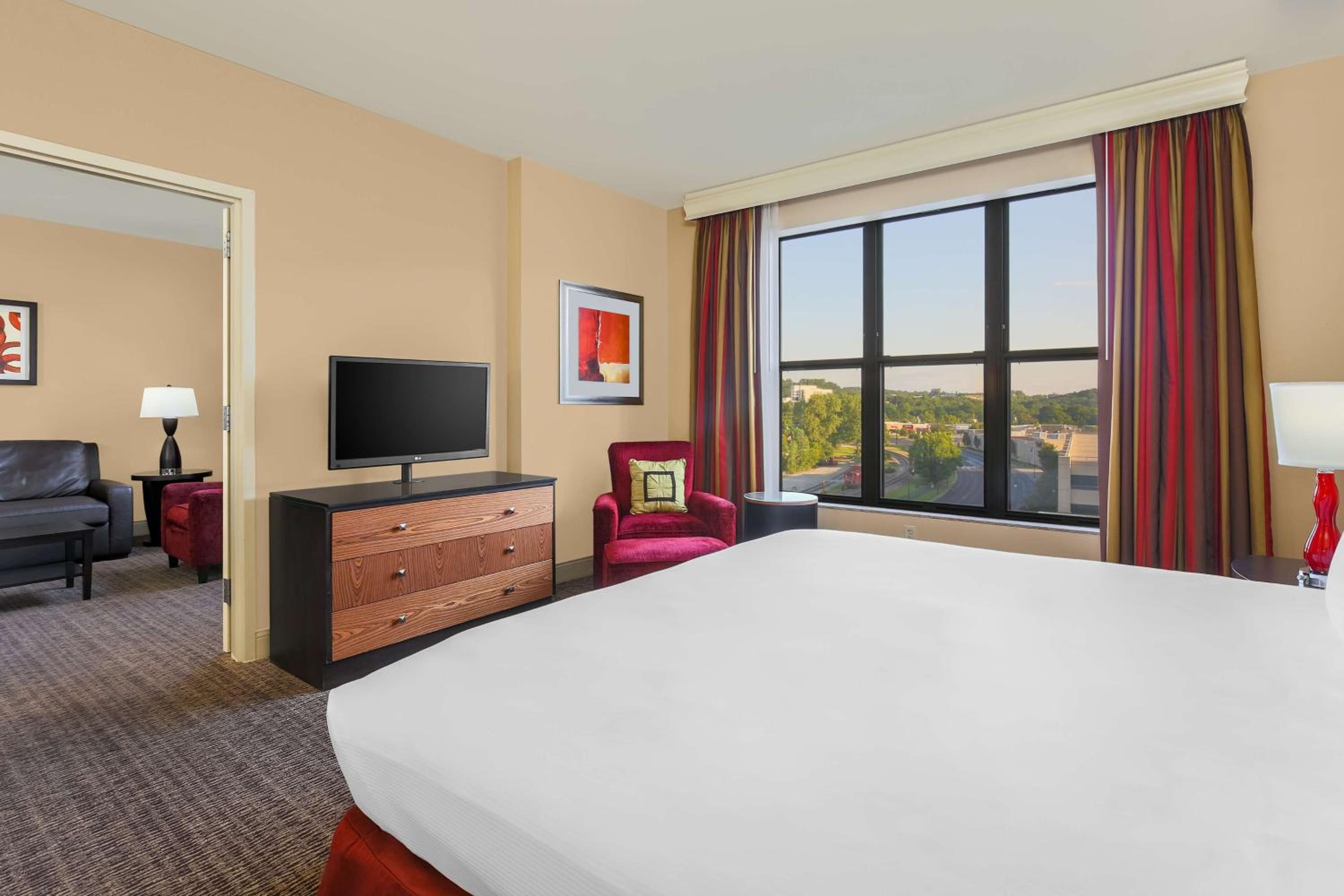 Junior Suite with Garden View - Photo 5