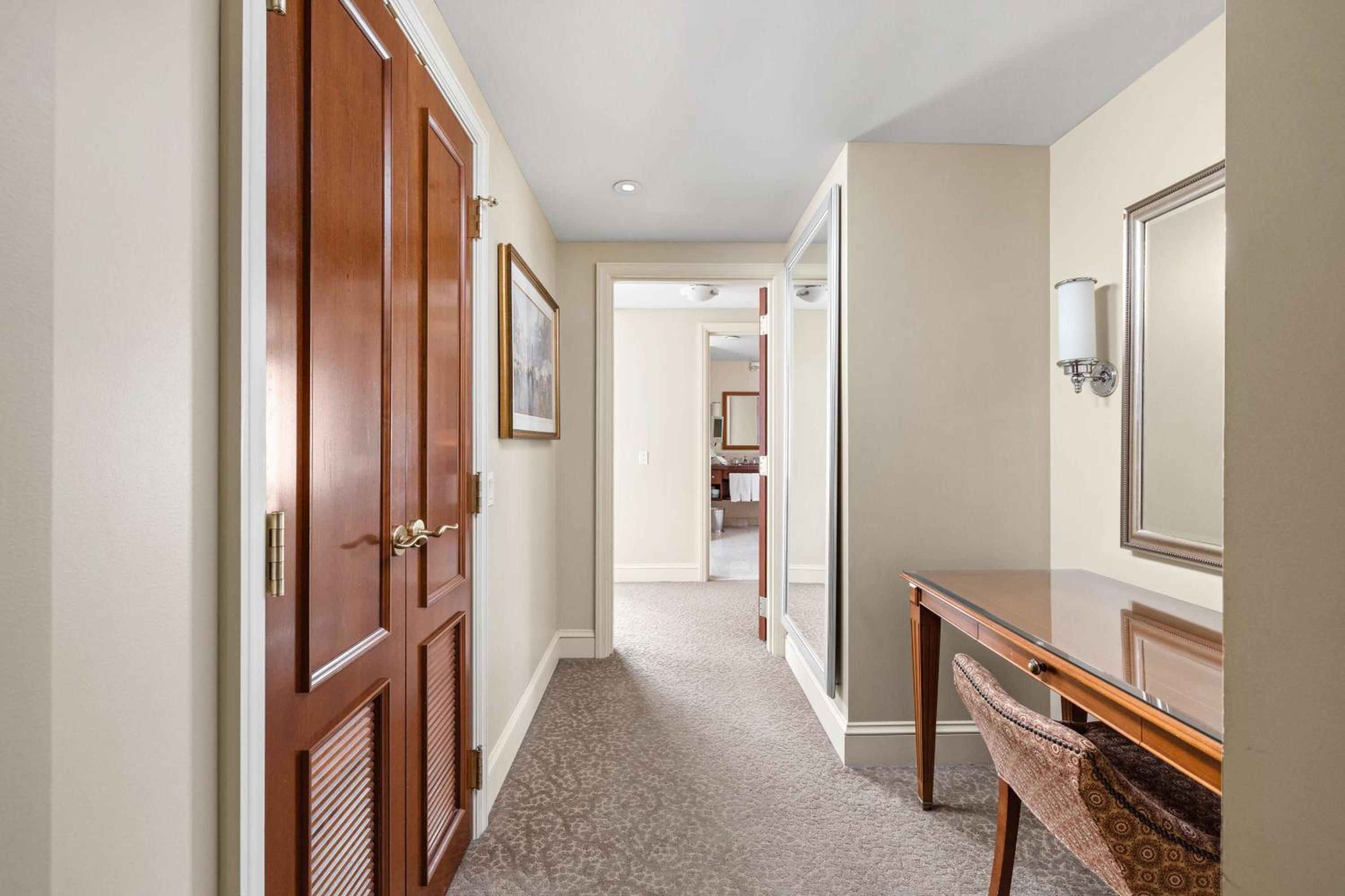 Executive King Room