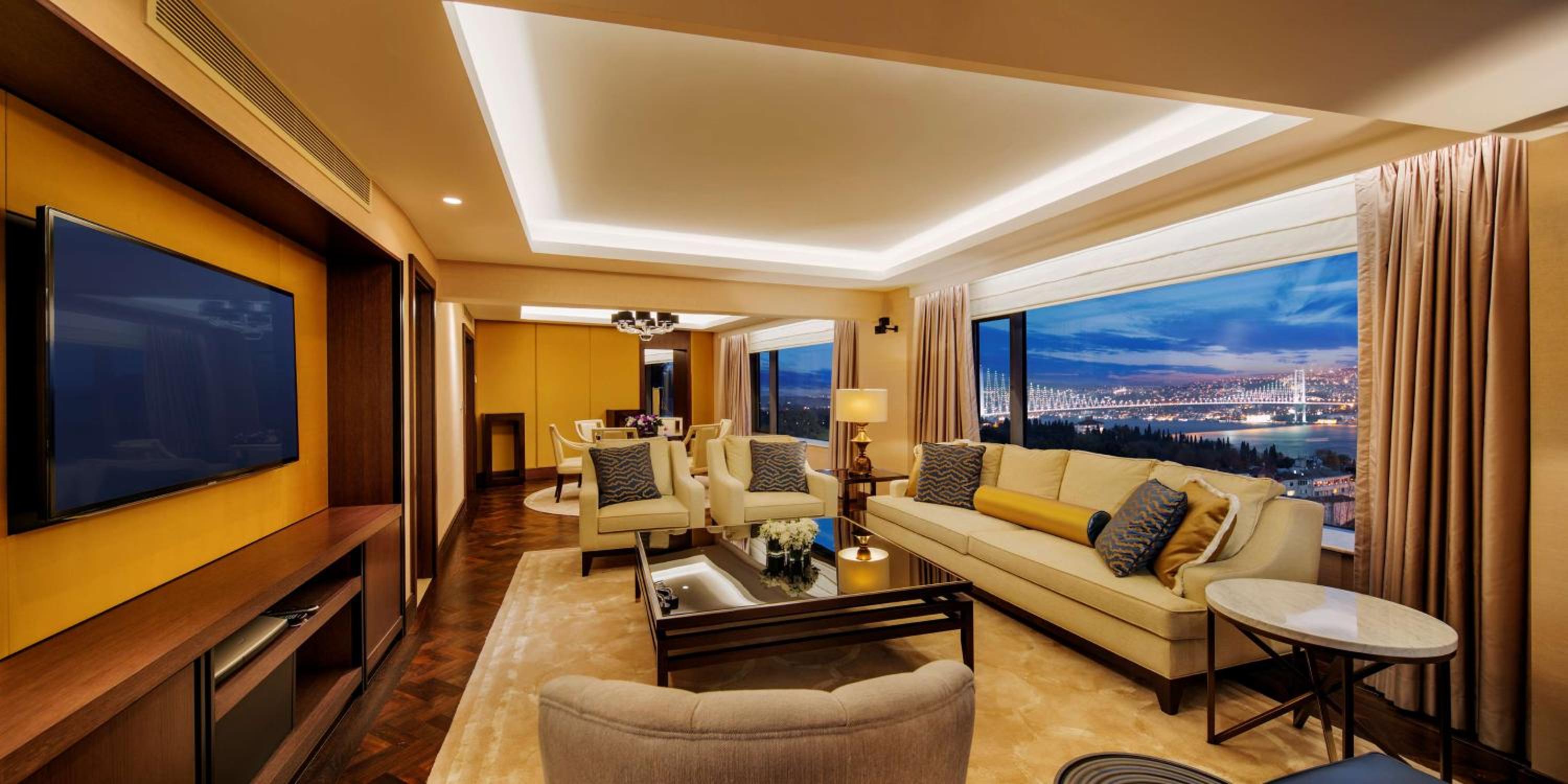 Ambassador Suite - Lounge Access