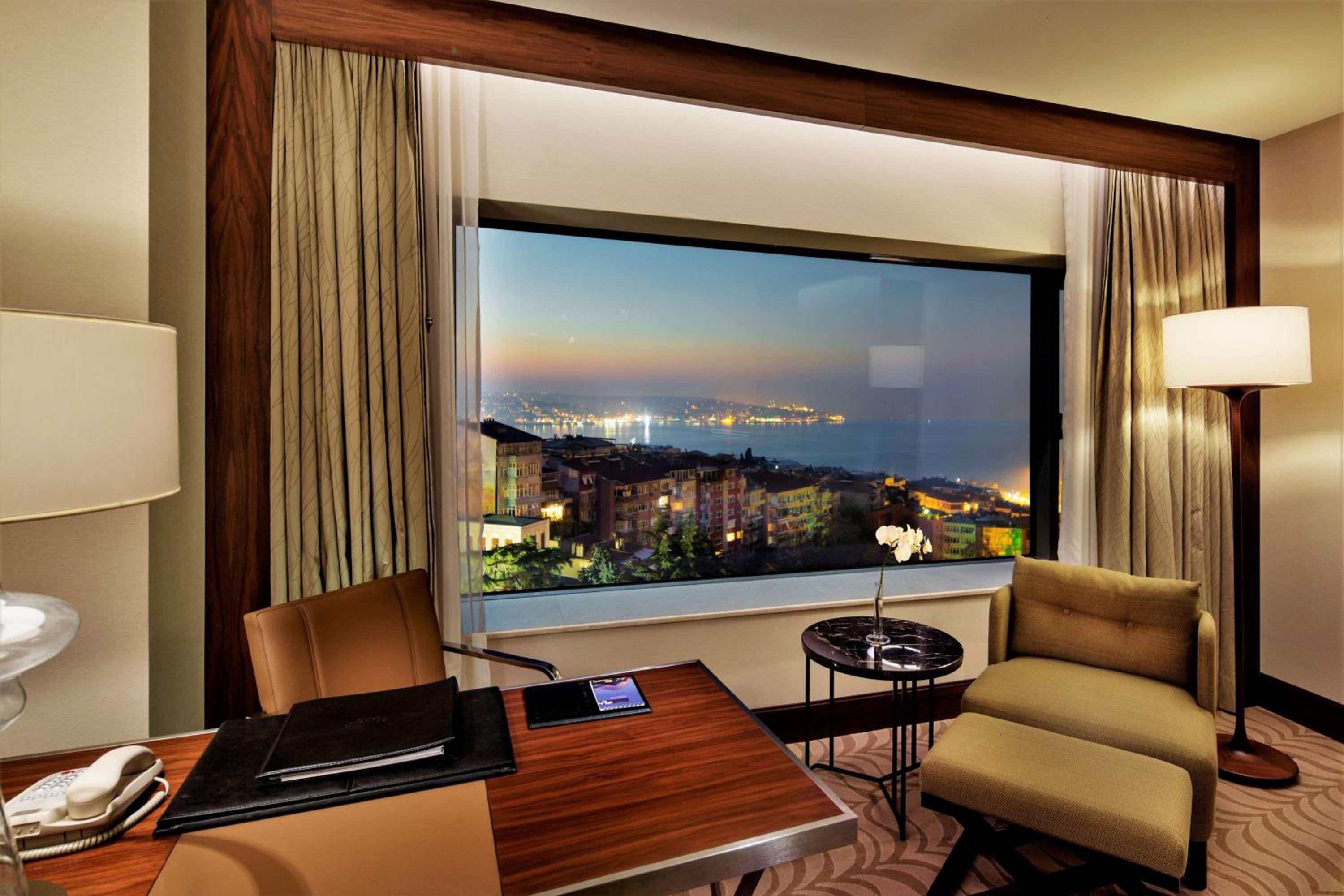 Executive Twin Room with Bosphorus View - Lounge Access