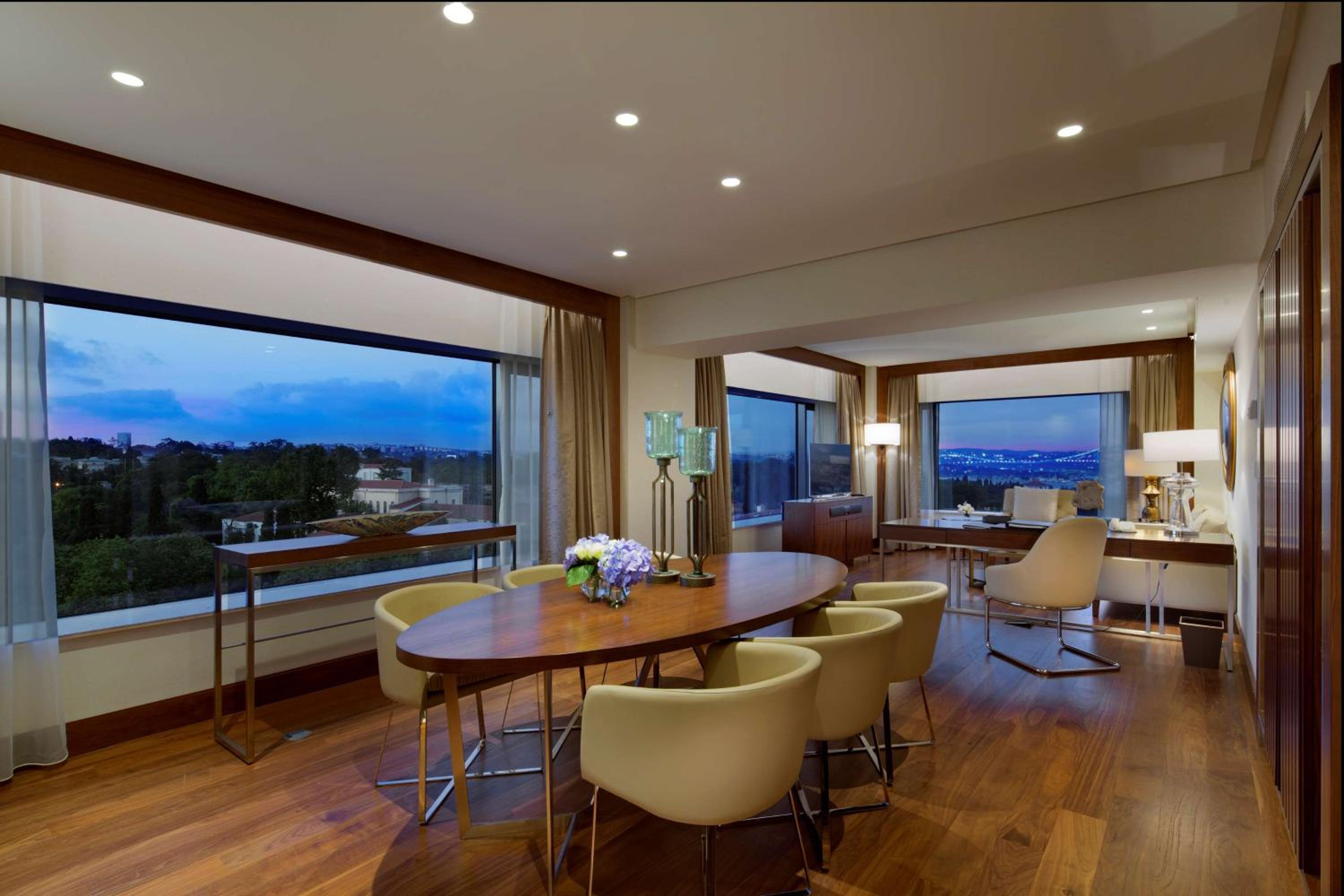 Grand Deluxe Bosphorus Suite with Lounge Access